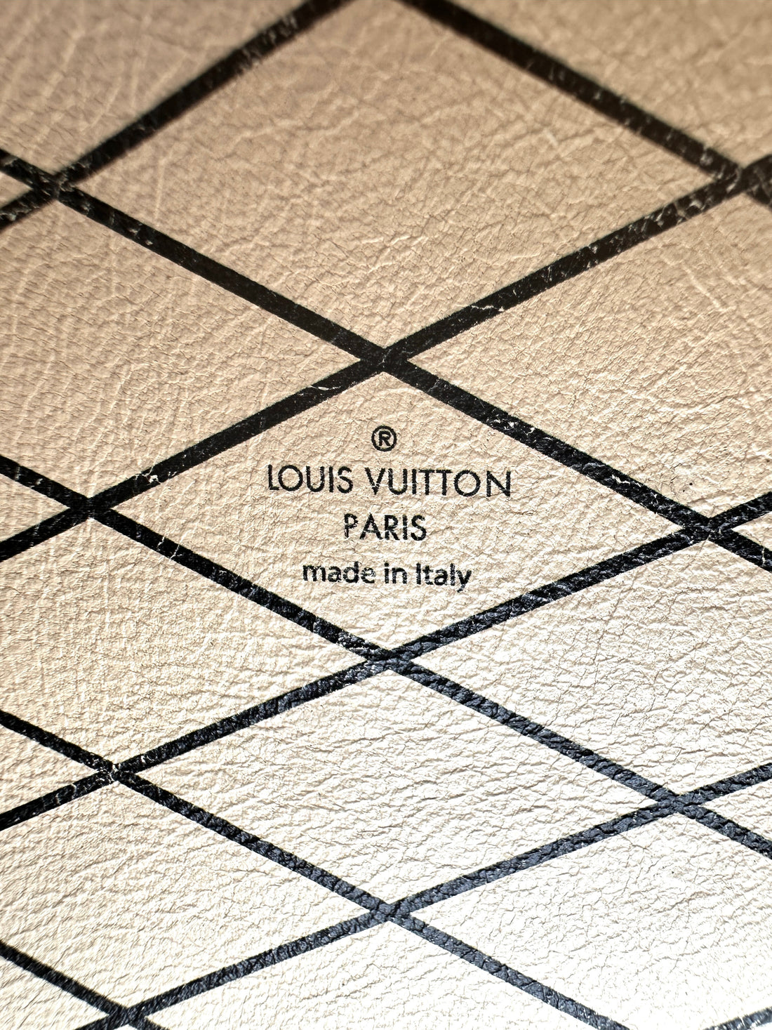 Louis Vuitton Petite Malle Black/Red Leather Shoulder Bag LV1973