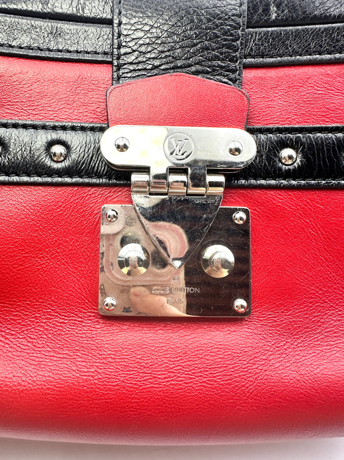 Louis Vuitton Petite Malle Black/Red Leather Shoulder Bag LV1973