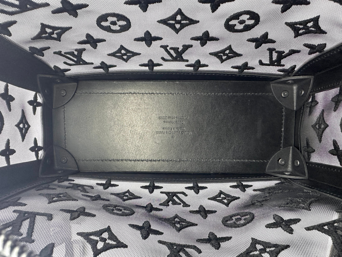 Louis Vuitton Solf Trunk Black Monogram Mesh Shoulder Bag LV1978