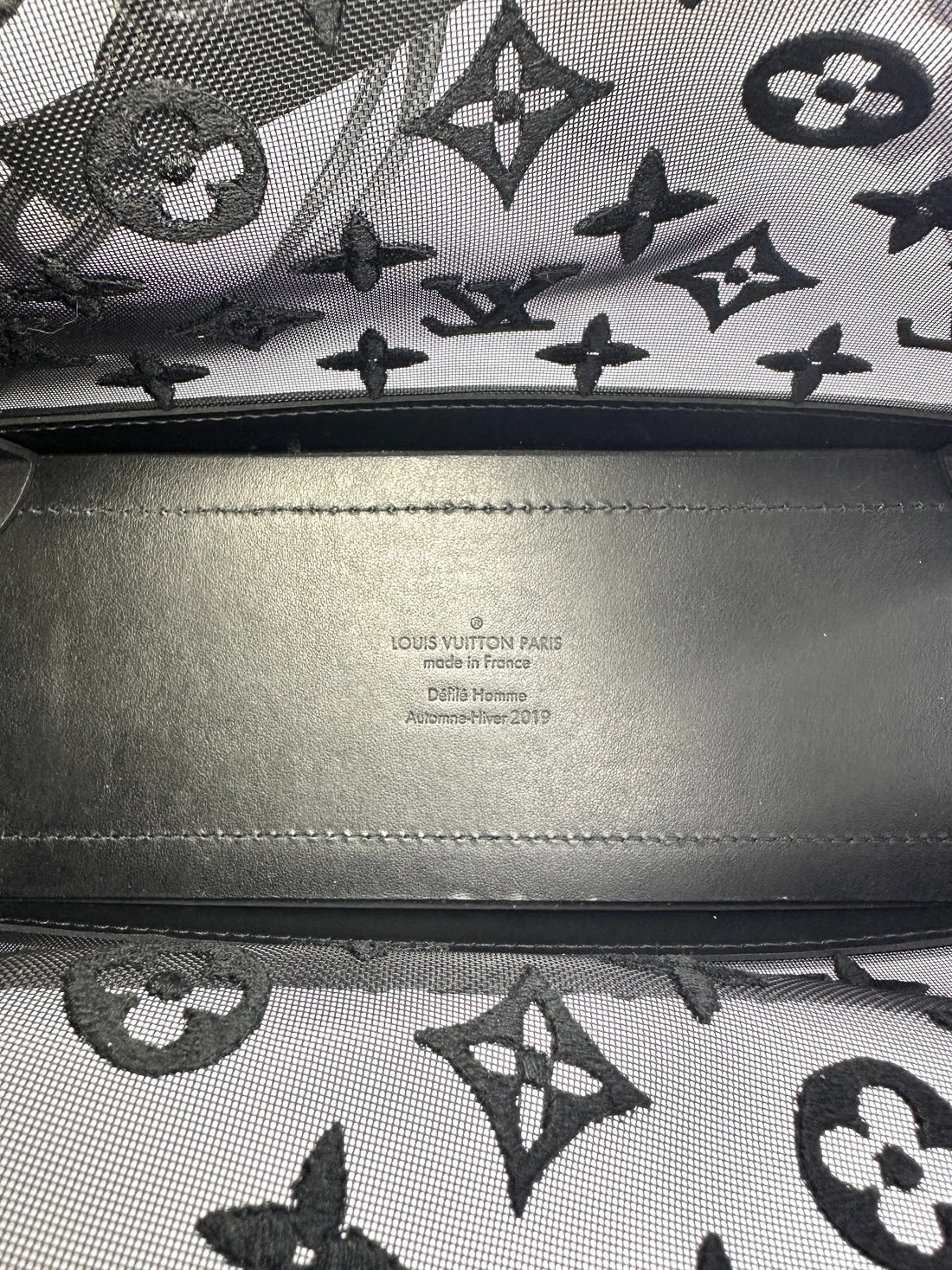 Louis Vuitton Solf Trunk Black Monogram Mesh Shoulder Bag LV1978