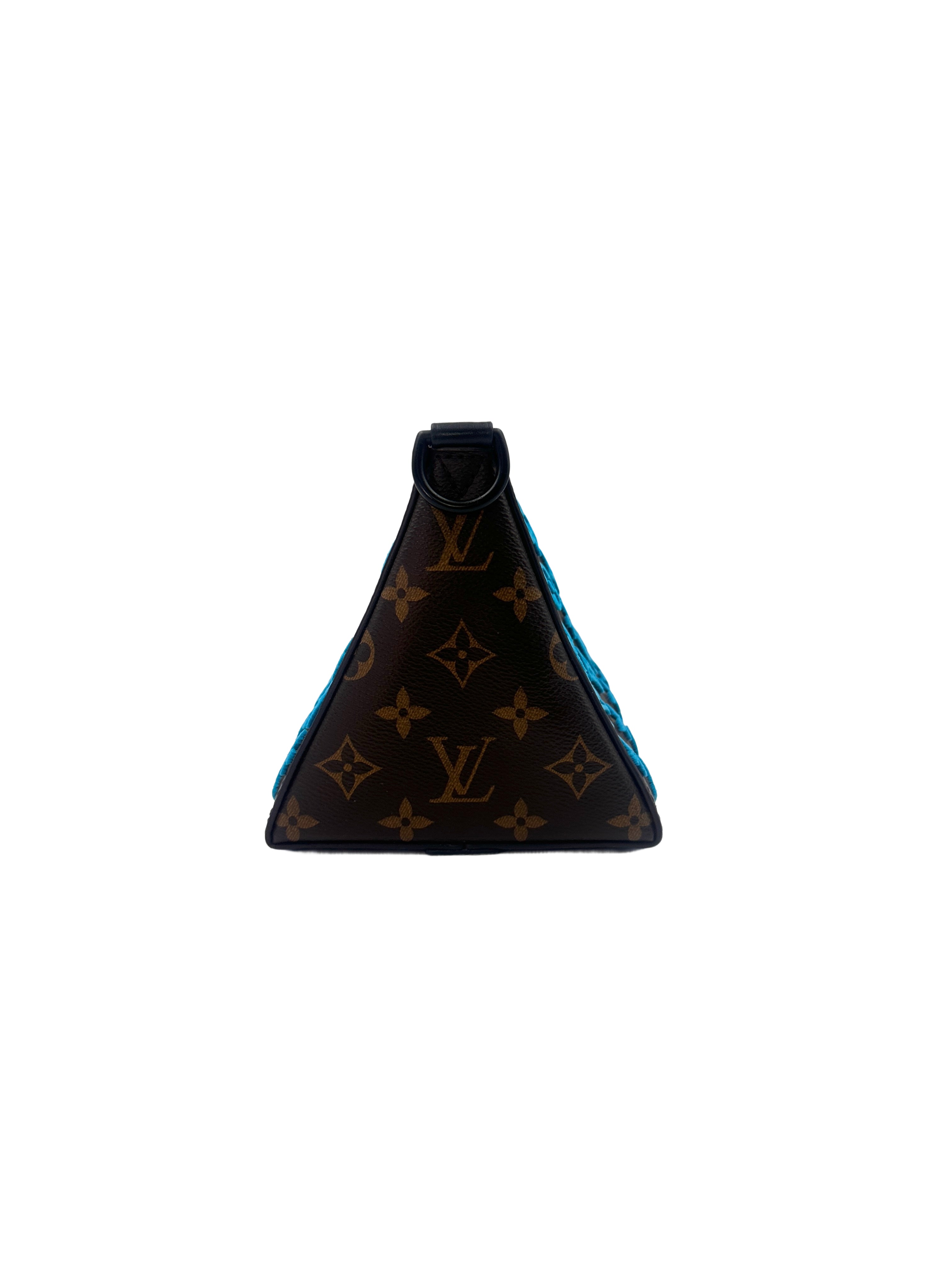 Louis Vuitton Blue Tuffetage Triangle Messenger Bag LV1984