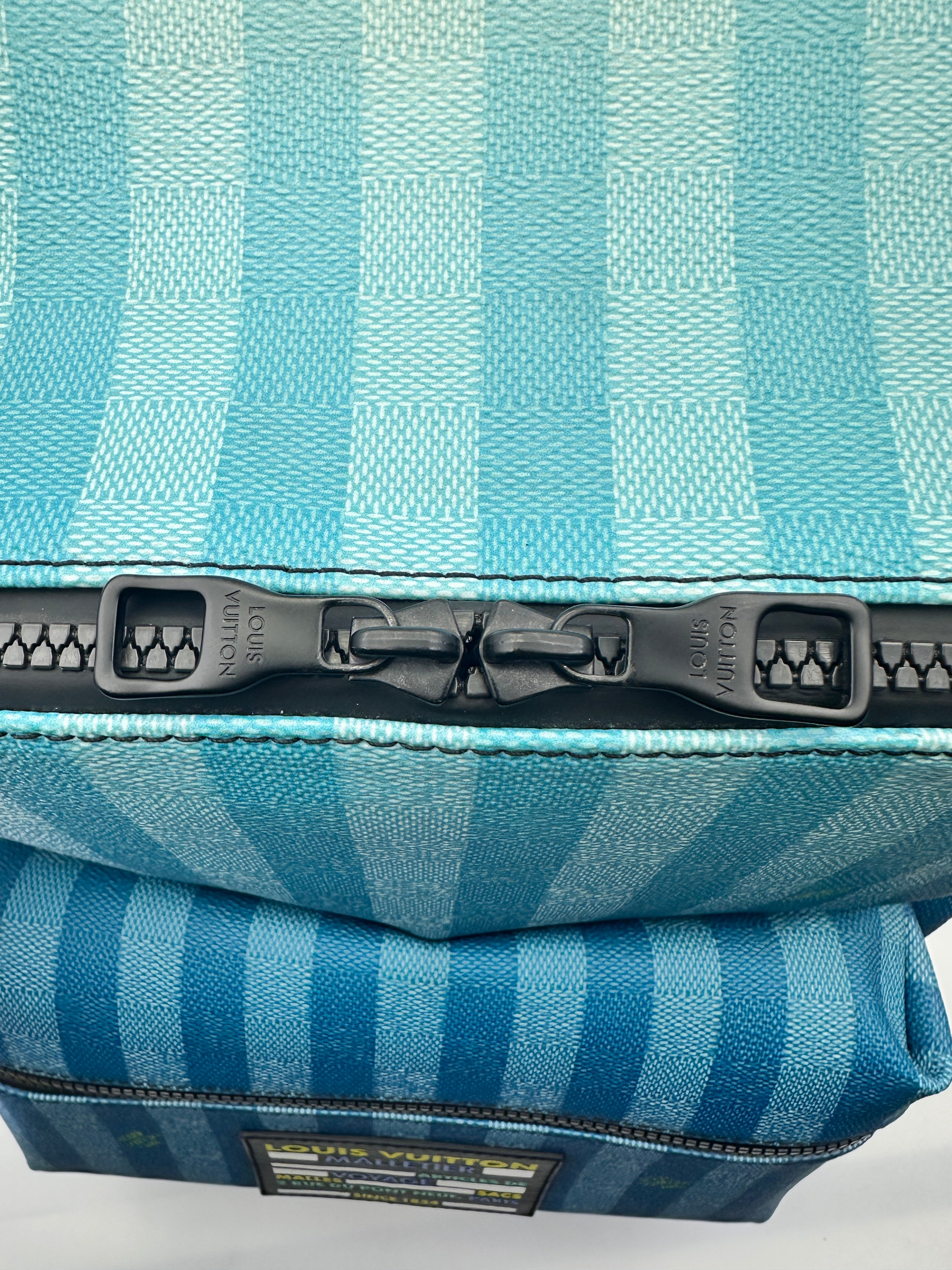 Louis Vuitton Discovery Gradient Blue Damier Stripes Backpack LV2004