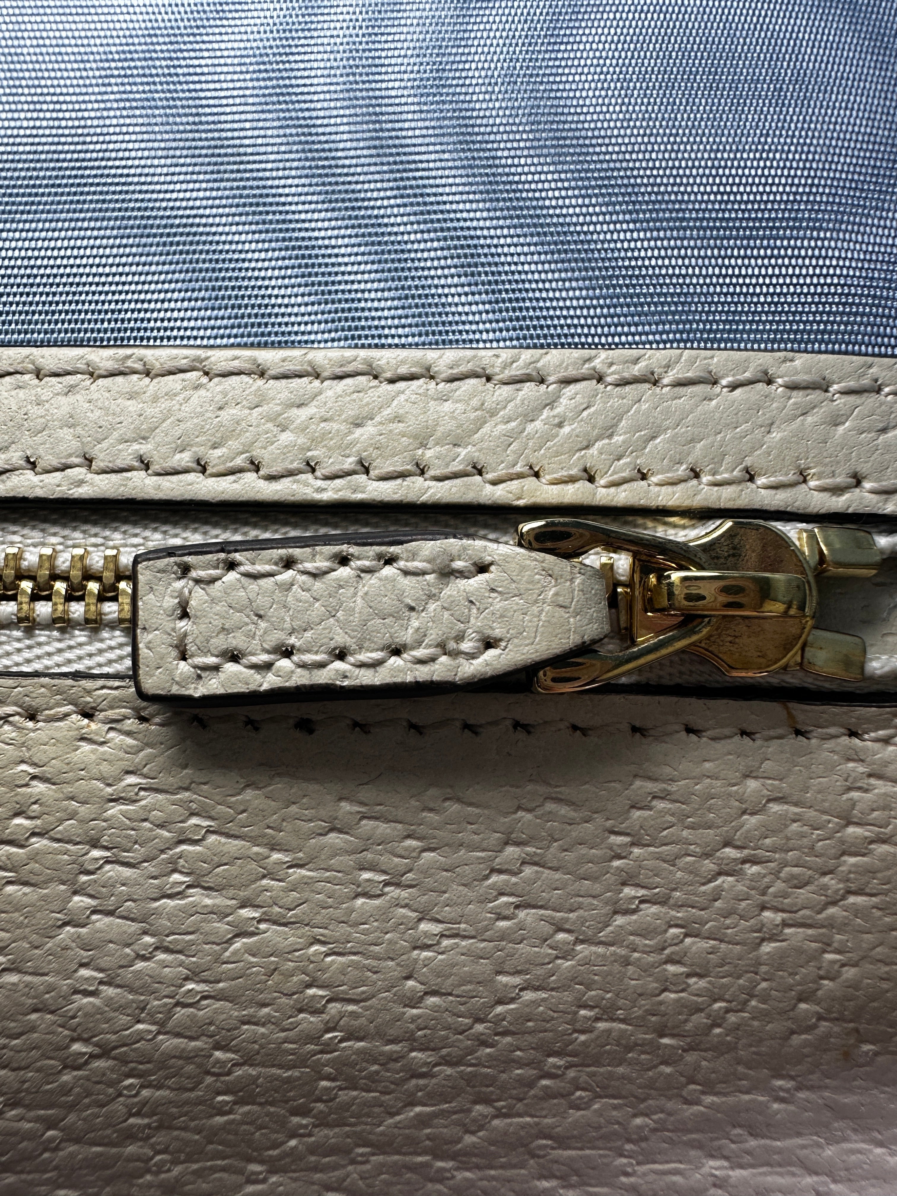 Gucci Sylvie White Leather Bee&Star Printed Shoulder Bag GG639