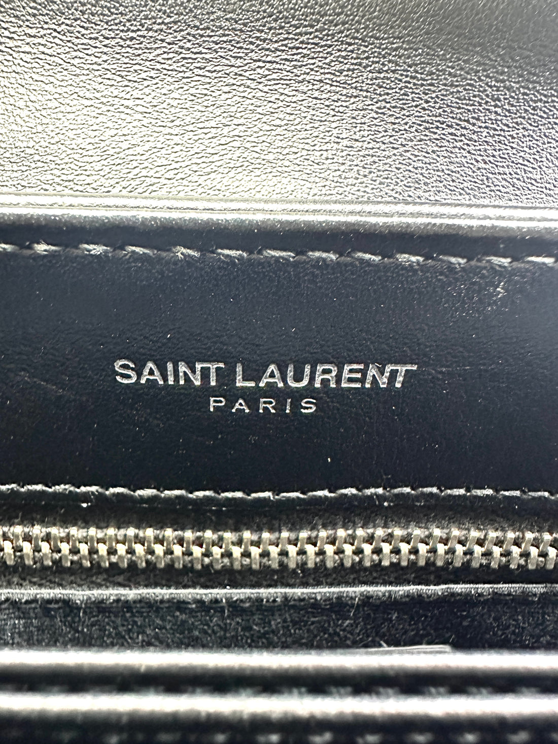 Saint Laurent Loulou  Black Quilted Leather Small Size Shoulder Bag SL165