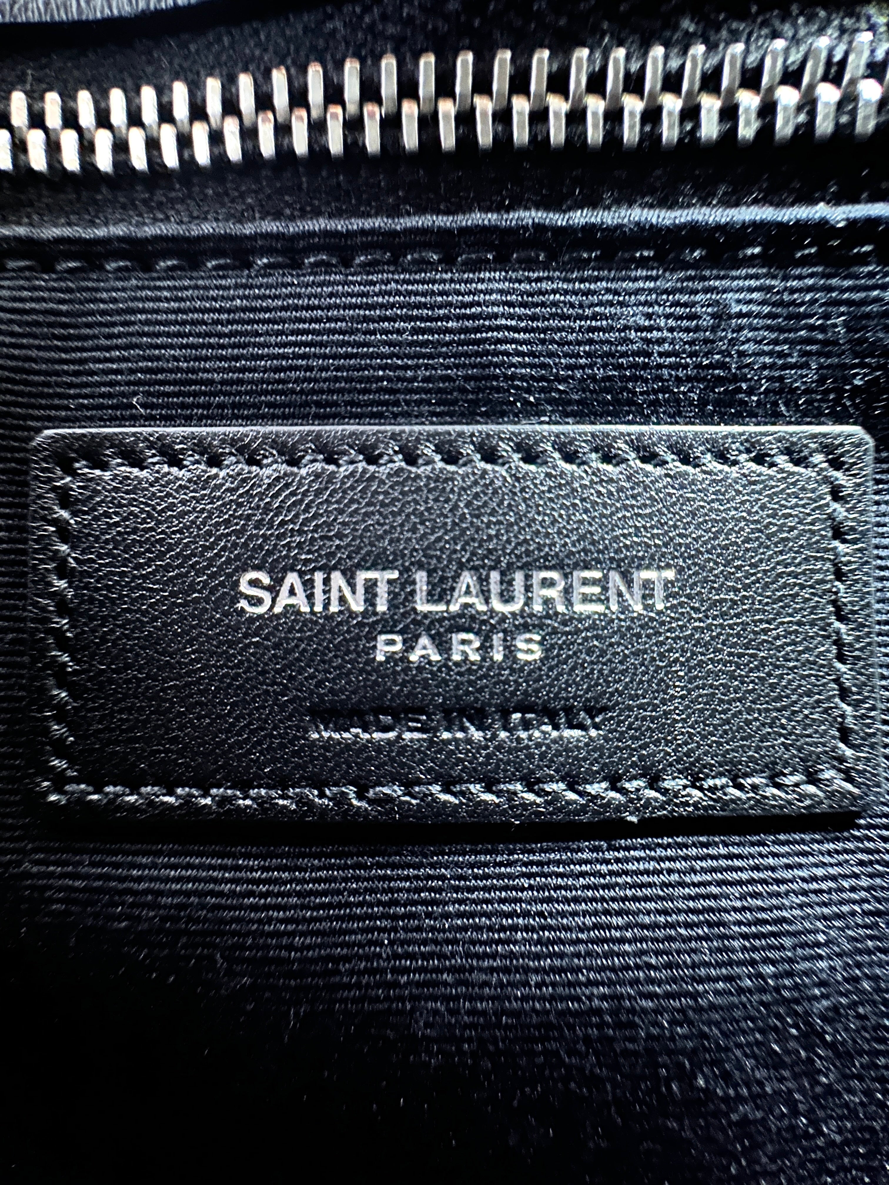 Saint Laurent Loulou  Black Quilted Leather Small Size Shoulder Bag SL165