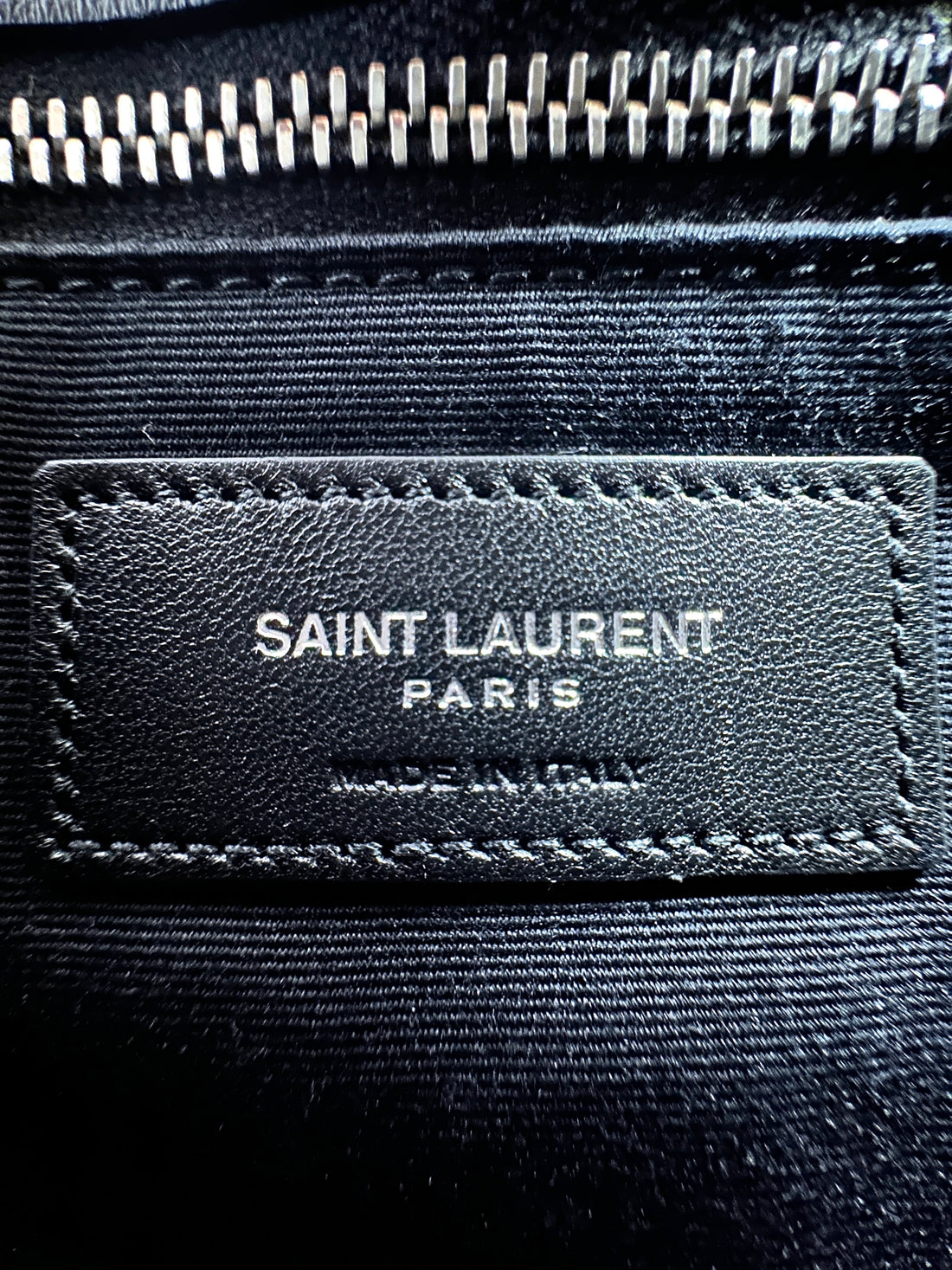 Saint Laurent Loulou  Black Quilted Leather Small Size Shoulder Bag SL165