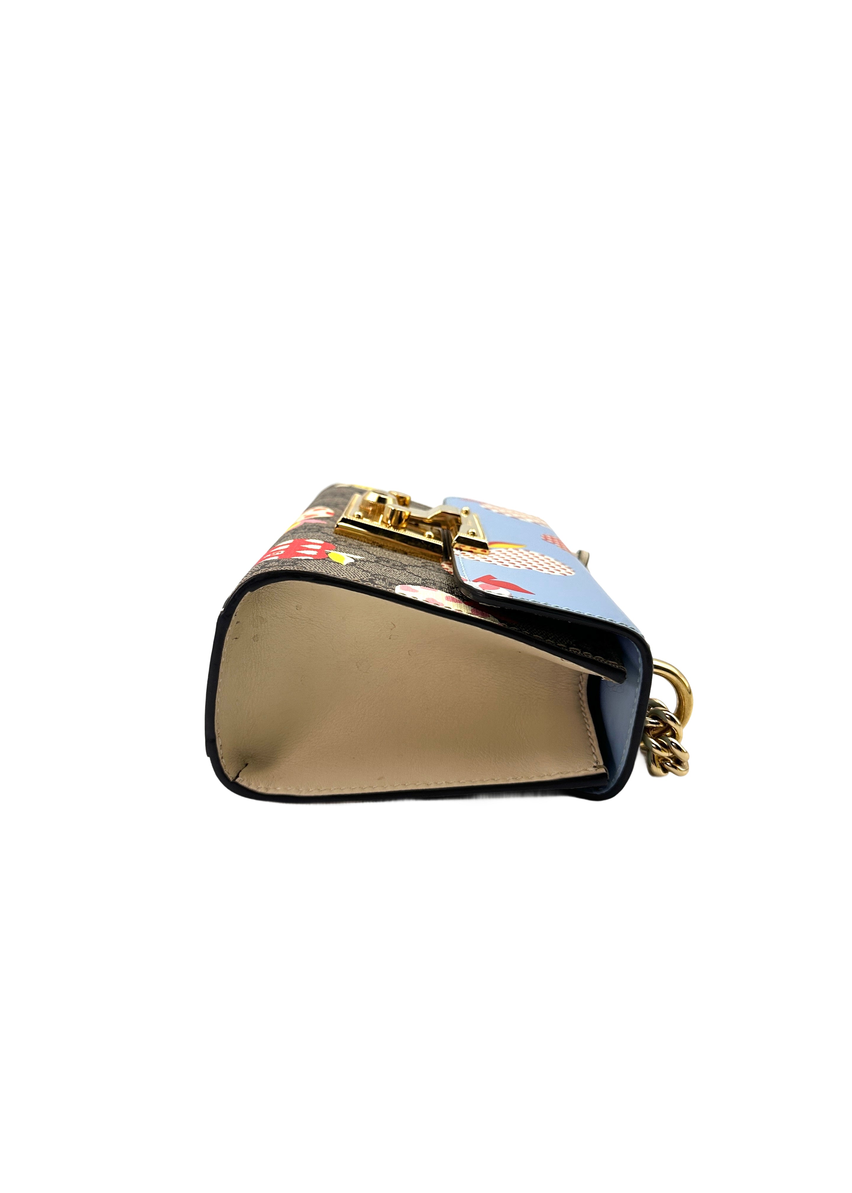 Gucci Chinese Valentine's Day Special Edition Apple Heart Padlock Shoulder Bag GG640