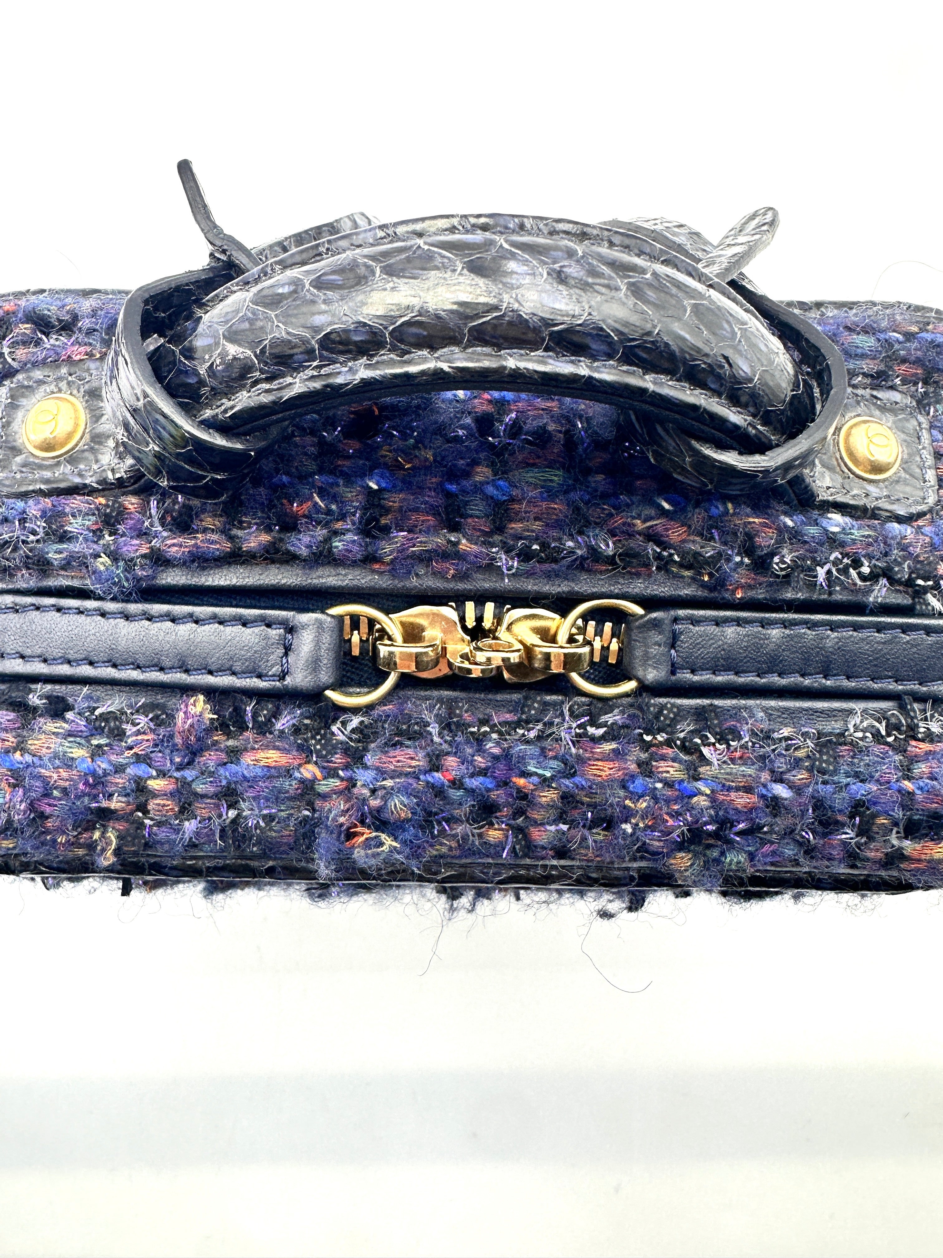 Chanel CC Filigree Navy Tweed Snakeskin Top Handle Vanity Case(26***31) IRIS042