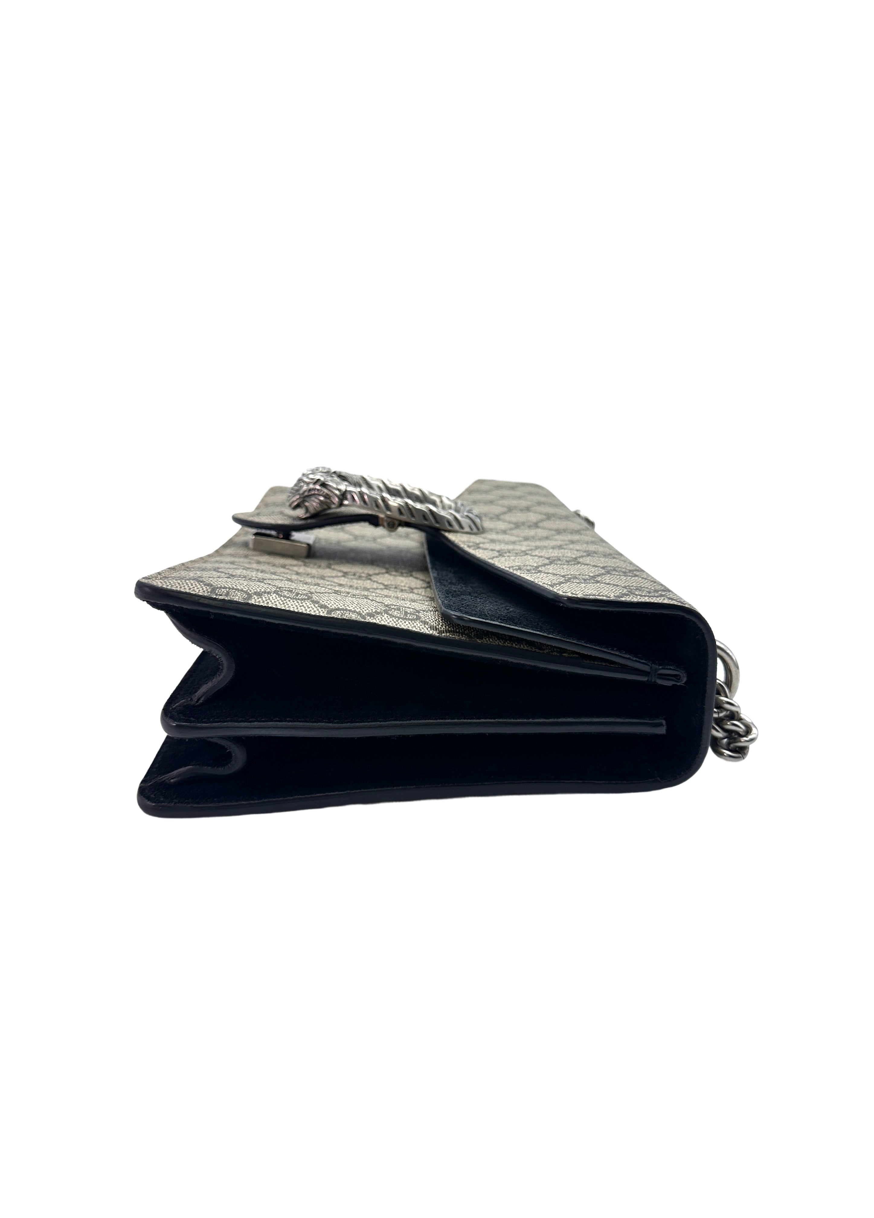 Gucci Dionysus GG Supreme Canvas Medium Size Shoulder Bag With Black Suede GG642