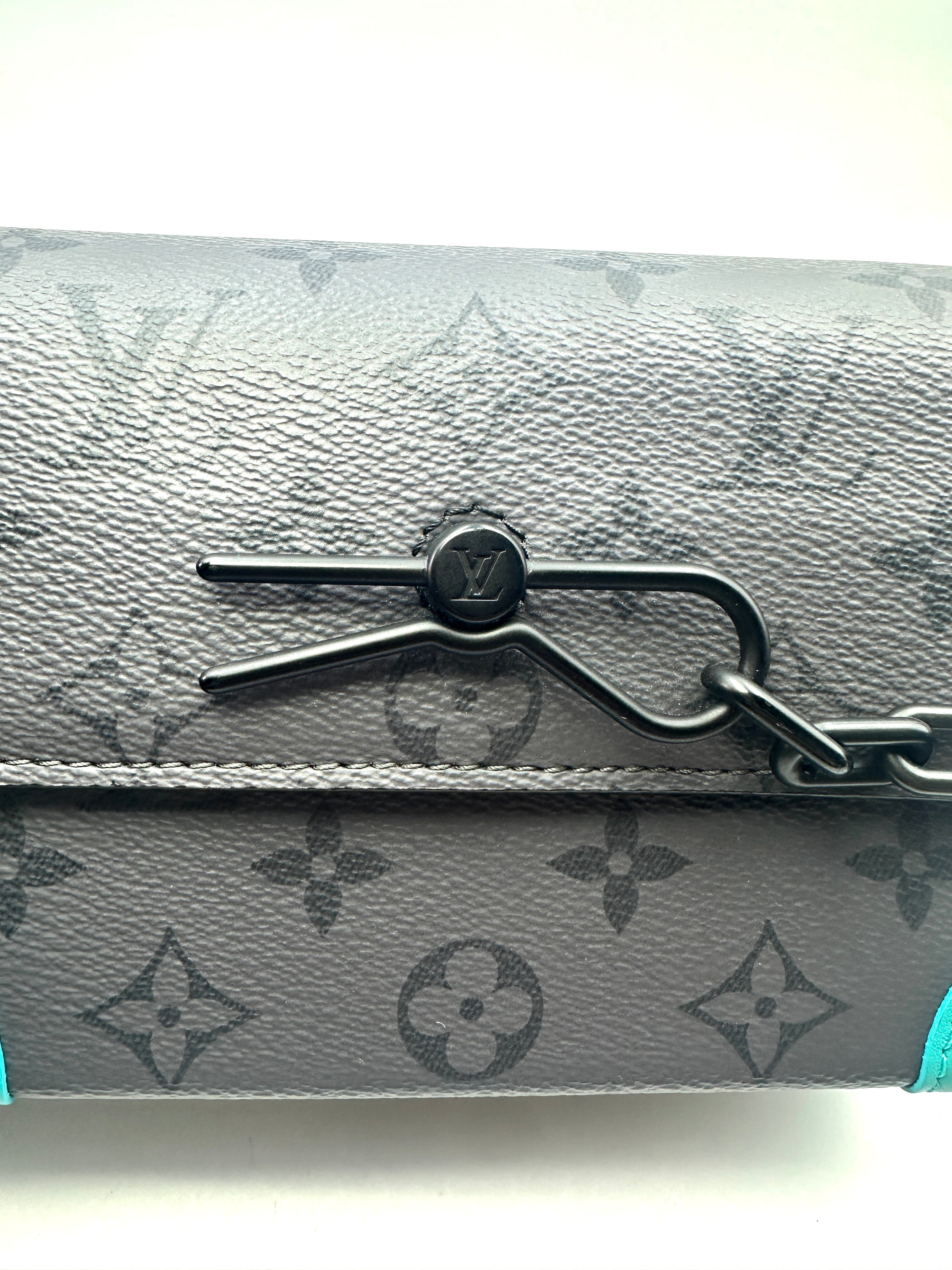 Louis Vuitton Steamer Wearable Wallet Black Monogram Eclipse Reverse Canvas Shoulder Bag LV2012