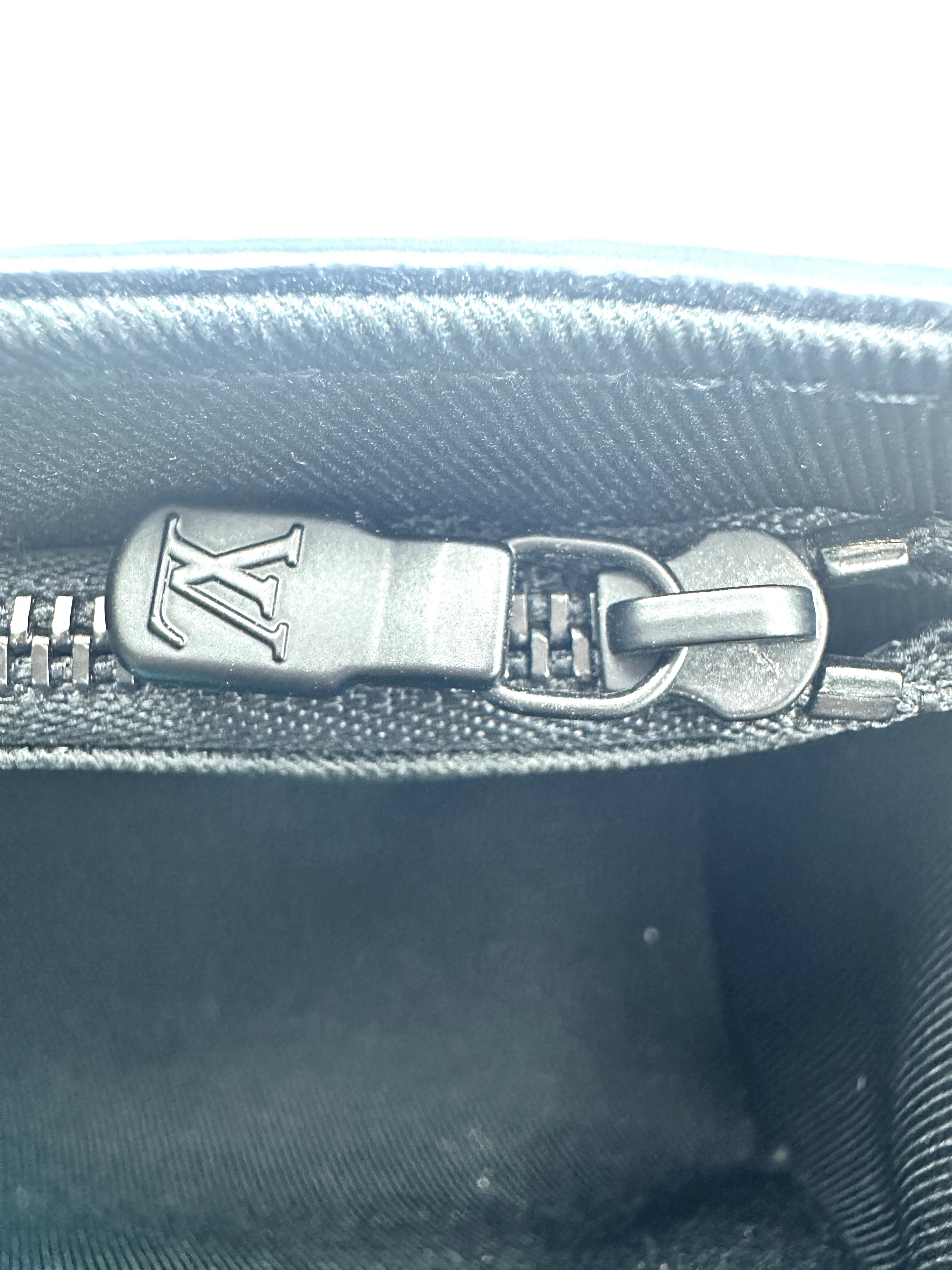 Louis Vuitton Steamer Wearable Wallet Black Monogram Eclipse Reverse Canvas Shoulder Bag LV2012