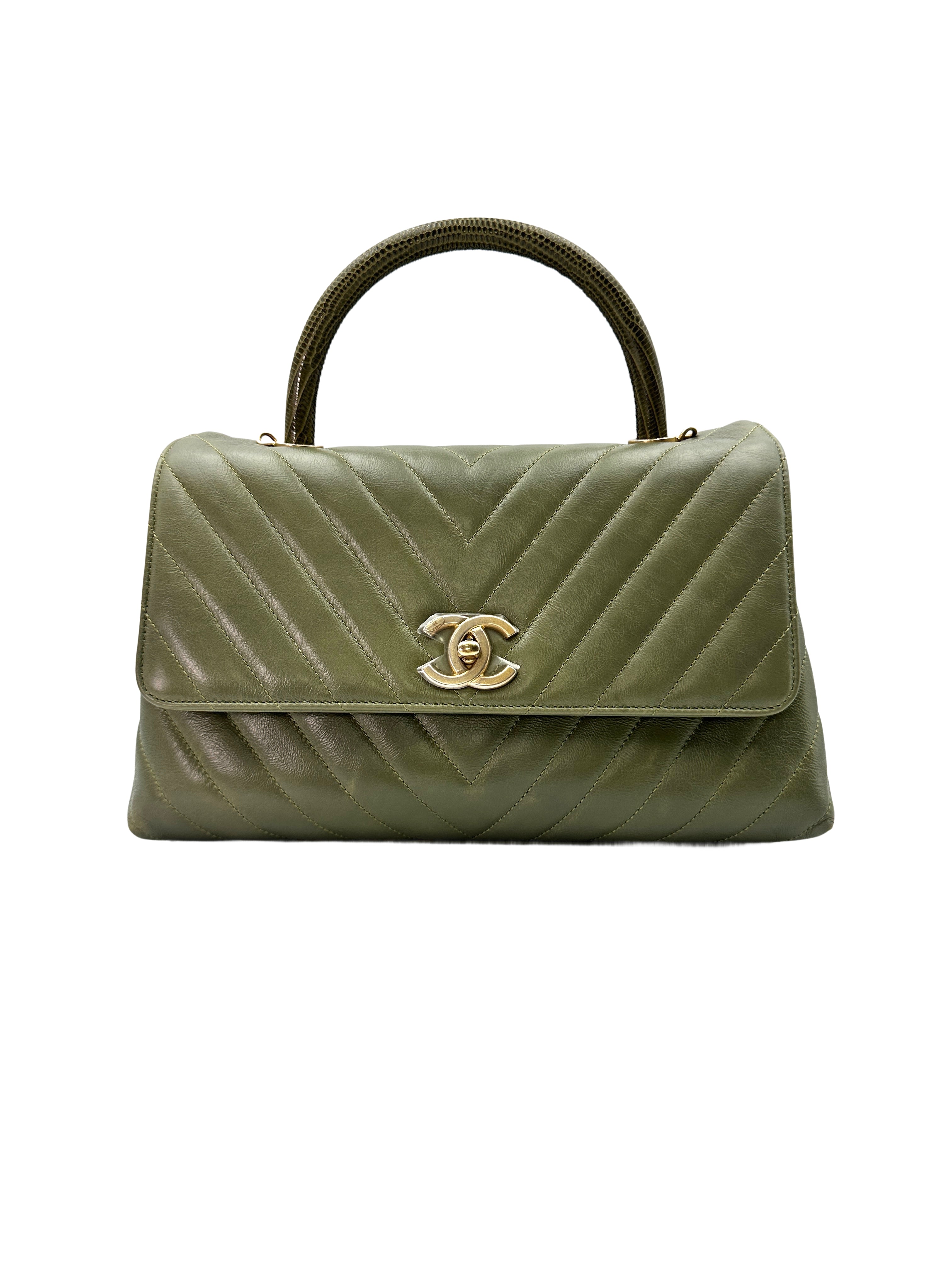Chanel CoCo Handle Green Chevron Quilted Leather Medium Size Lizard Handle Bag(25***61) CC1453