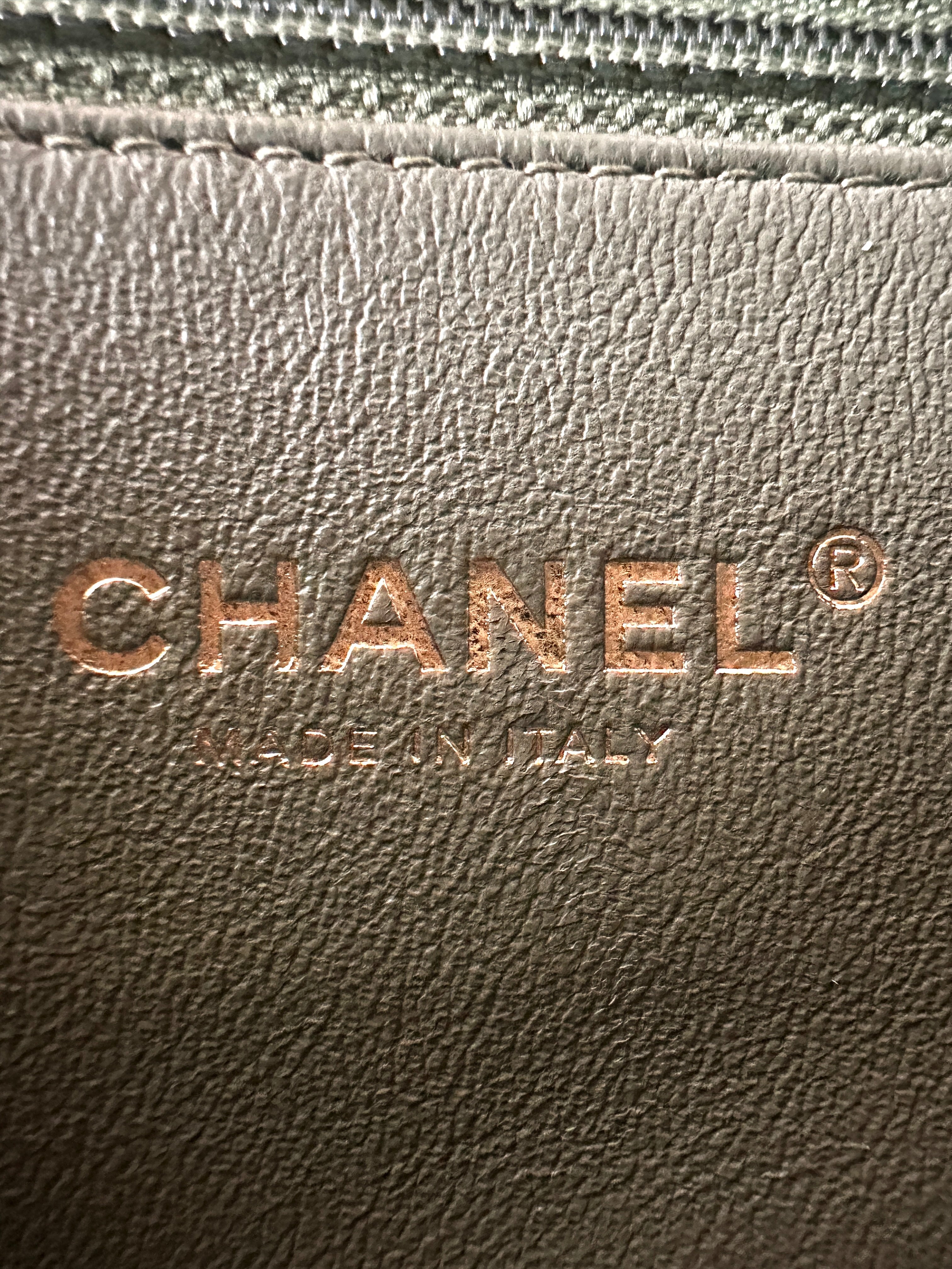 Chanel CoCo Handle Green Chevron Quilted Leather Medium Size Lizard Handle Bag(25***61) CC1453