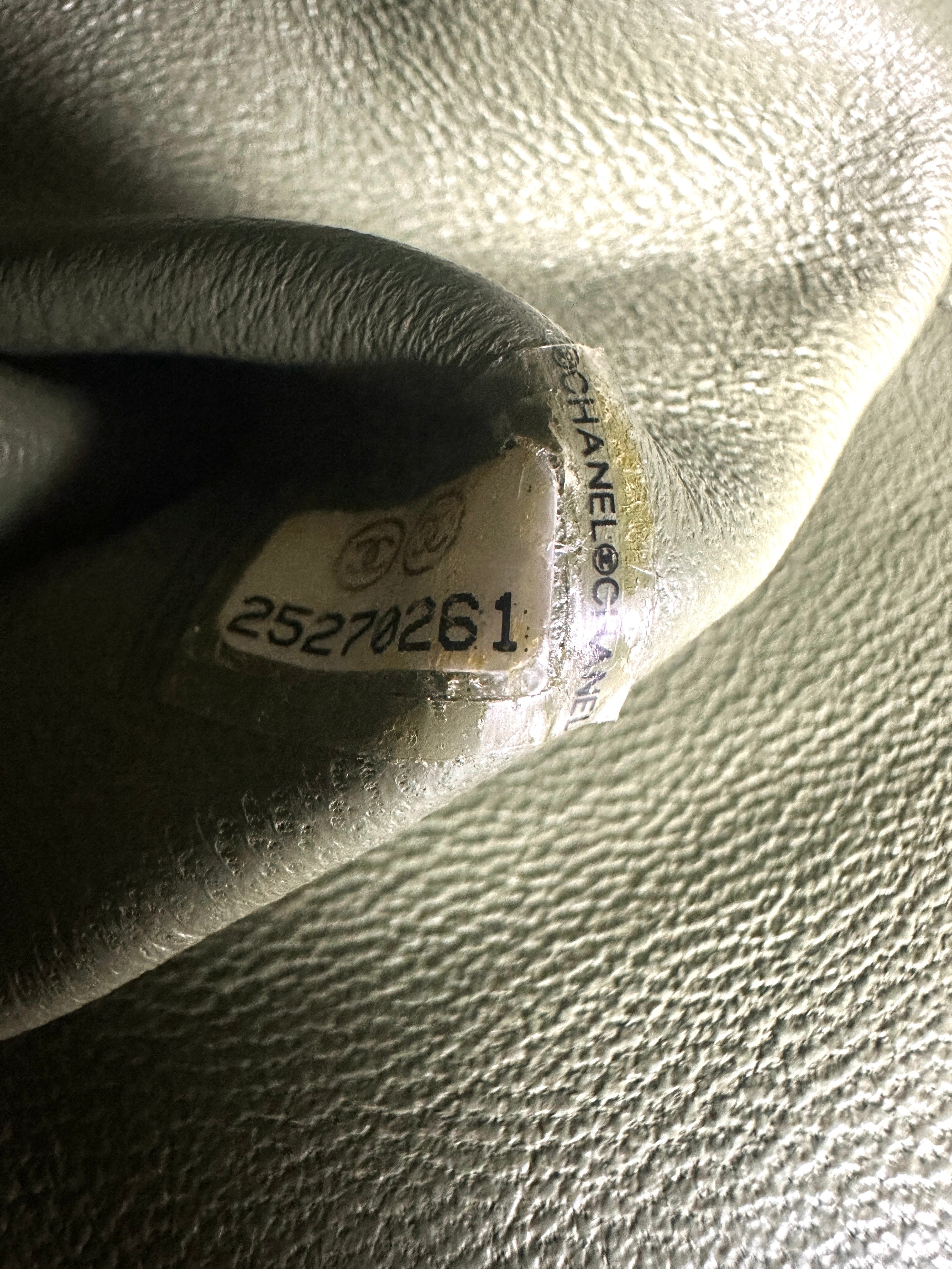 Chanel CoCo Handle Green Chevron Quilted Leather Medium Size Lizard Handle Bag(25***61) CC1453