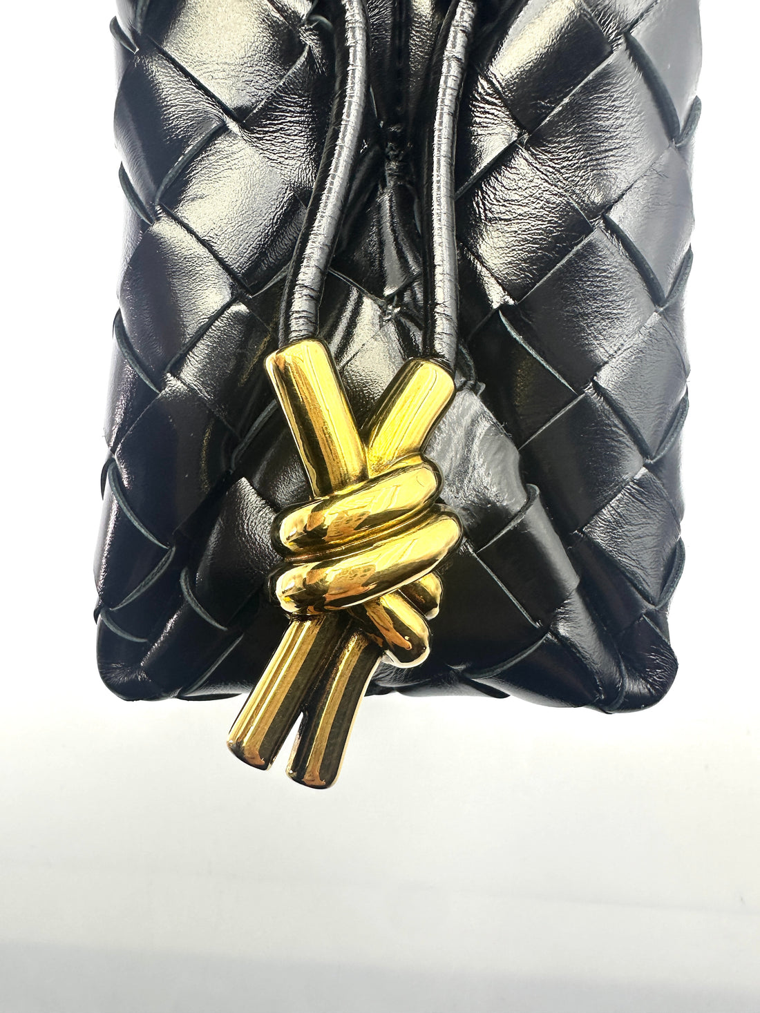 Bottega Veneta Loop Black Intrecciato Leather Shoulder Bag BV102