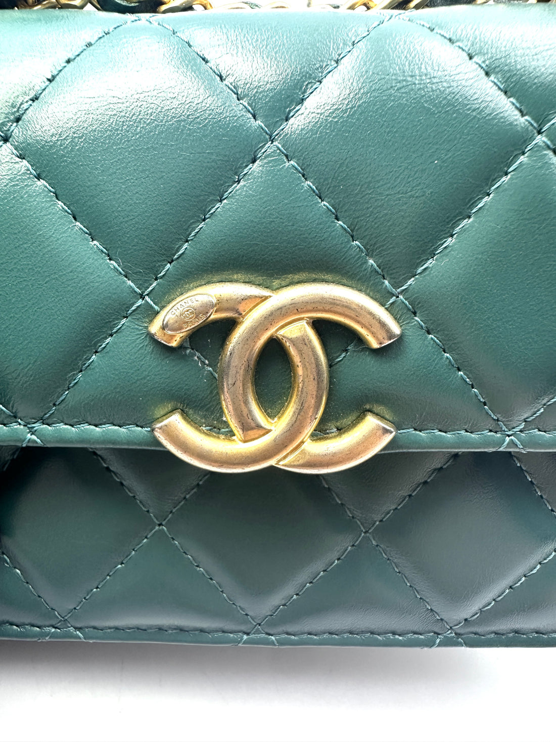 Chanel 21A Green Quilted Leather Mini Wallet On Chain With Gold Hardware(31***80) CC1457