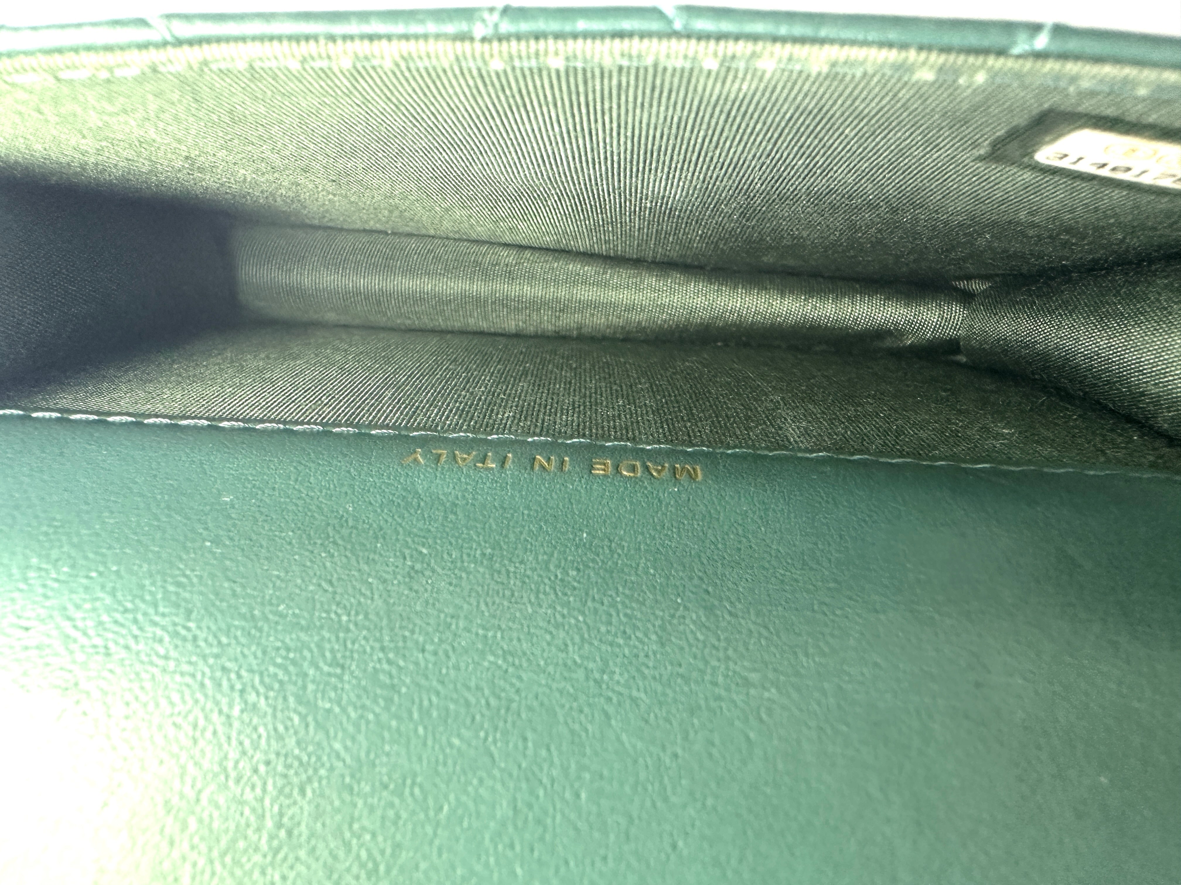 Chanel 21A Green Quilted Leather Mini Wallet On Chain With Gold Hardware(31***80) CC1457
