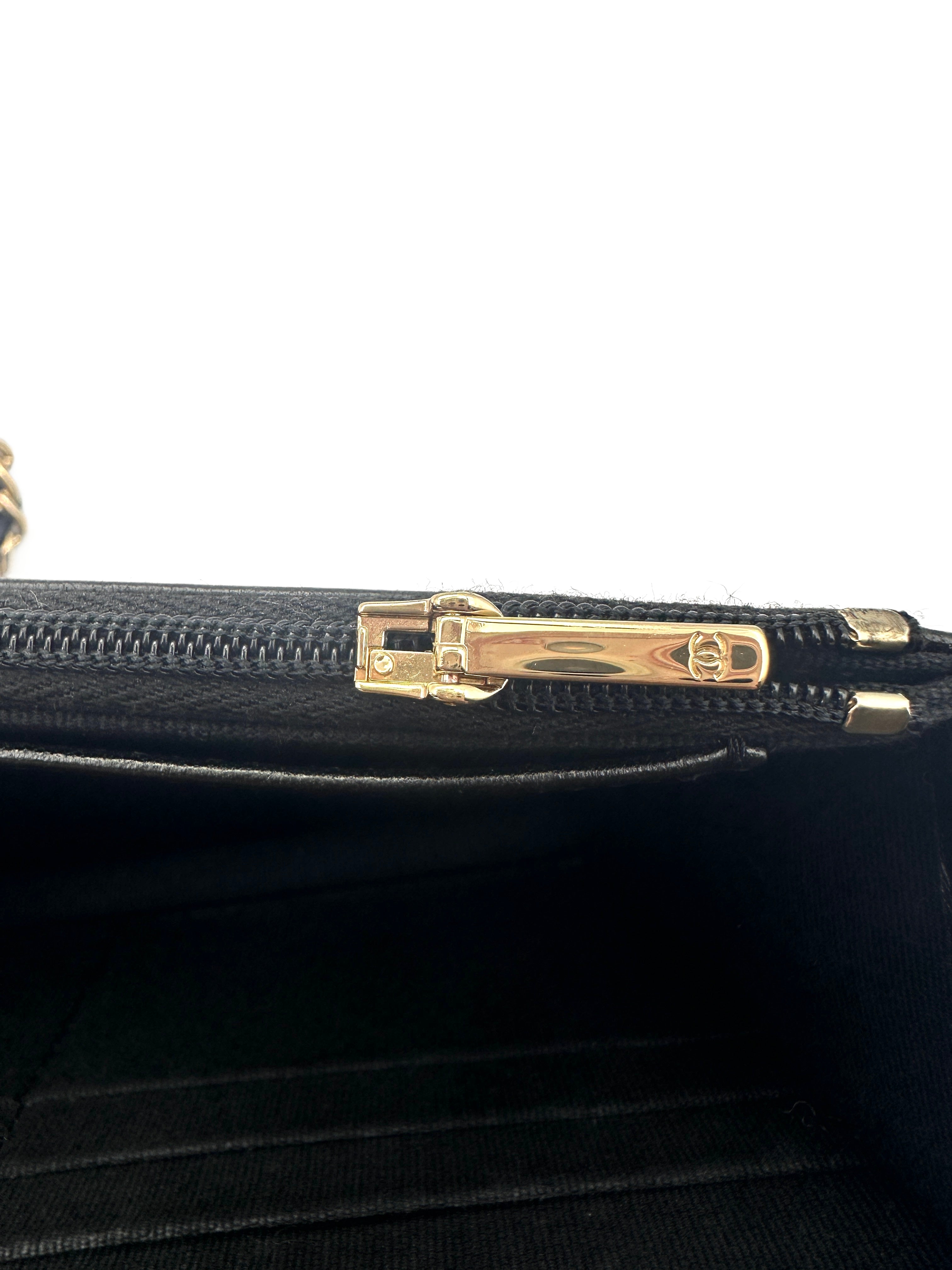 Chanel 22A Black Quilted Wallet On Chain(PC***5H) CC1460