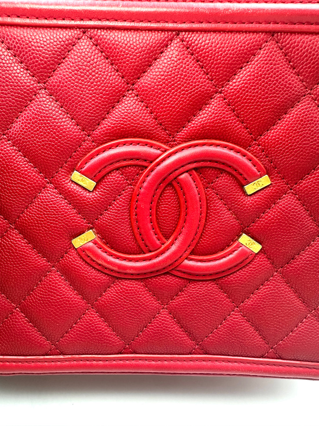 Chanel CC Filigree Red Quilted Leather Top Handle Vanity Case(25***89) CC1461