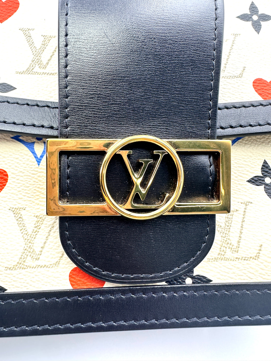 Louis Vuitton "Game On" Dauphine Monogram Canvas Medium Size Shoulder Bag LV2032