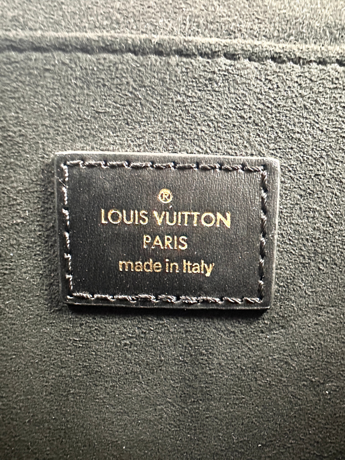 Louis Vuitton "Game On" Dauphine Monogram Canvas Medium Size Shoulder Bag LV2032