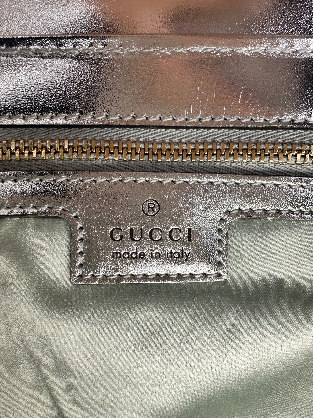Gucci GG Marmont Iridescent Green Chevron Matelasse Leather Shoulder Bag GG649