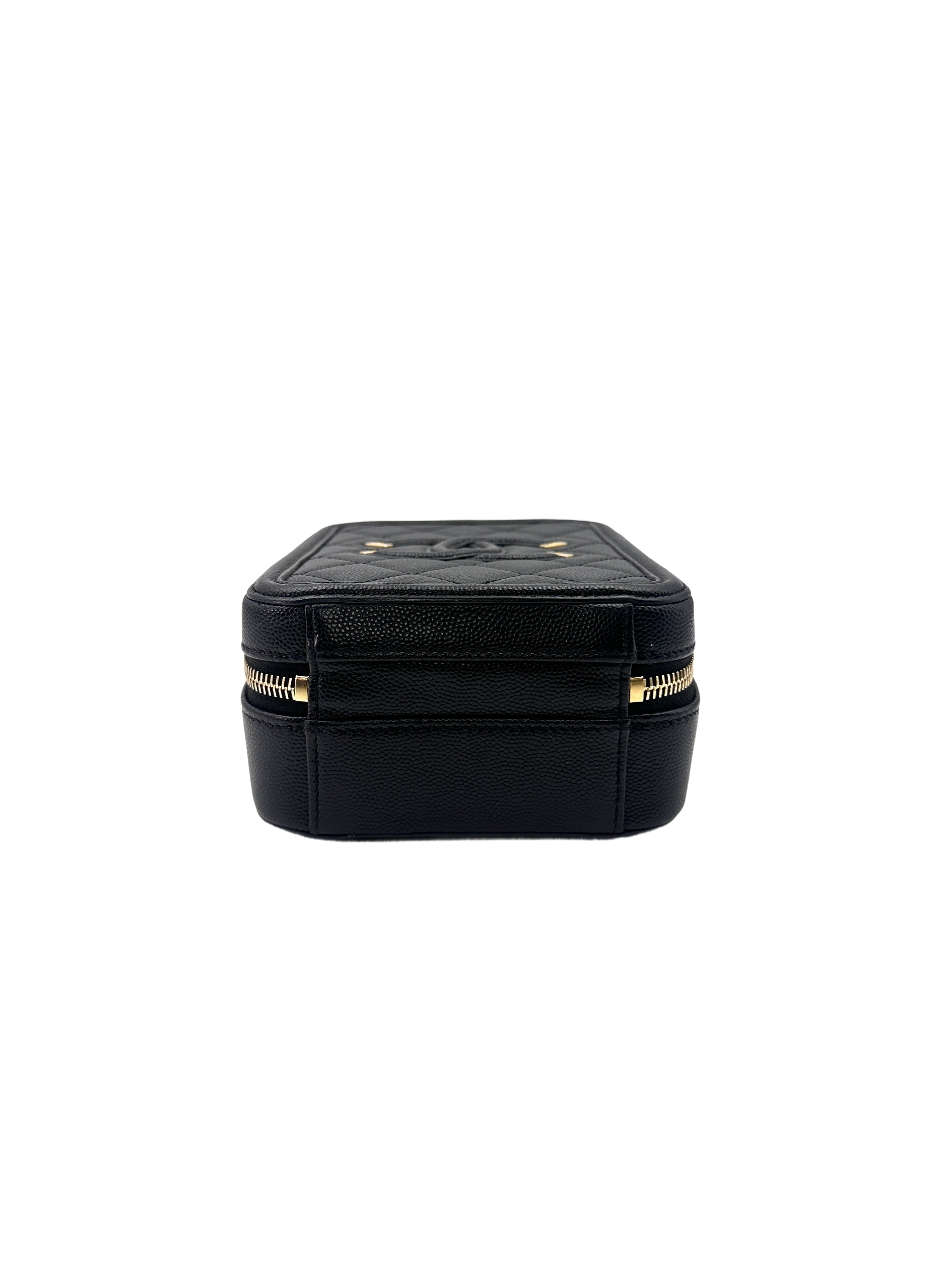Chanel CC Filigree Vertival Black Quilted Calfskin Top Handle Vanity Case(28***80) CC1466