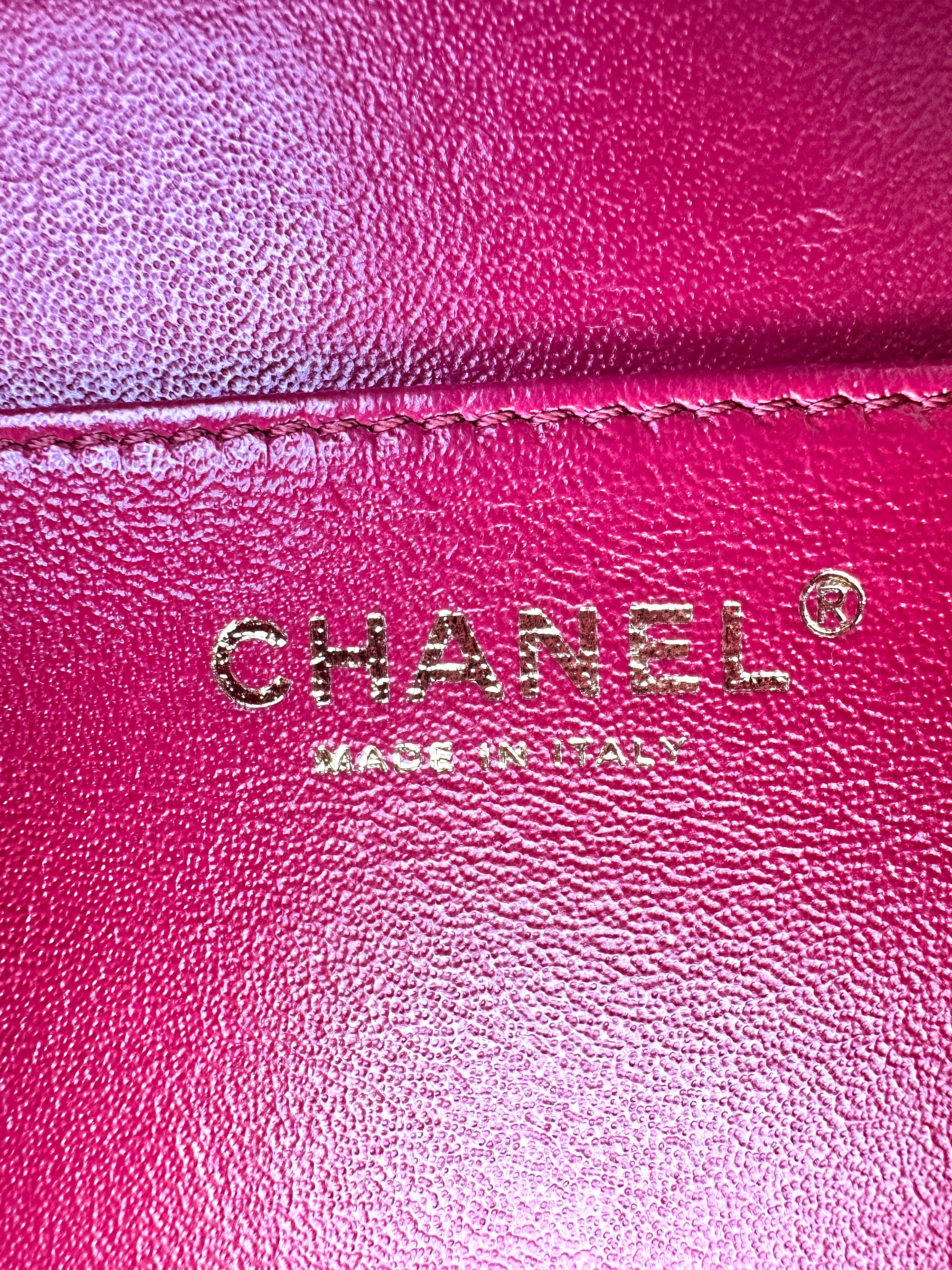 Chanel CC Filigree Vertival Black Quilted Calfskin Top Handle Vanity Case(28***80) CC1466