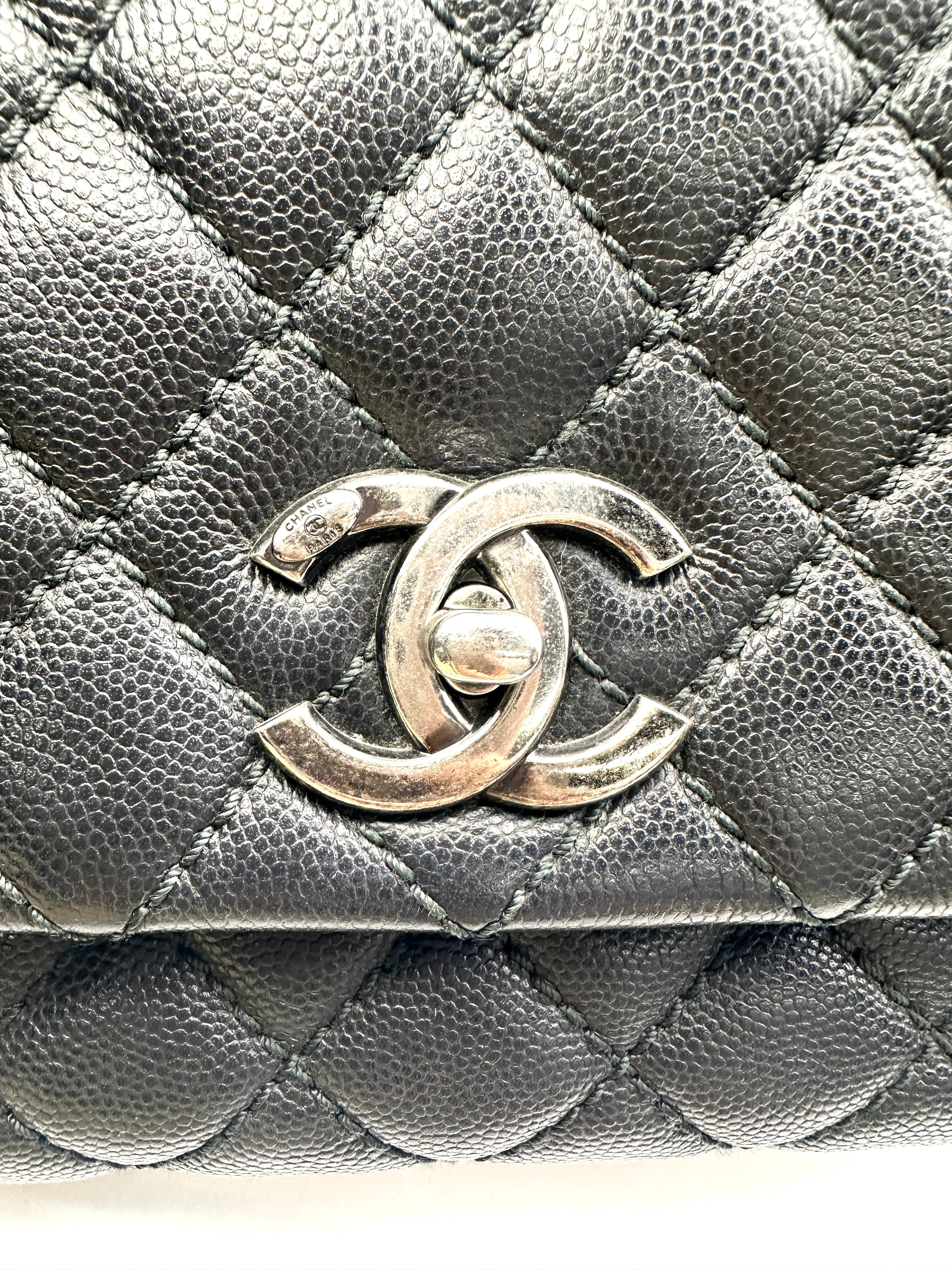 Chanel CoCo Handle Black Chevron Quilted Calfskin Medium Size Handle Bag(22***11) CC1472