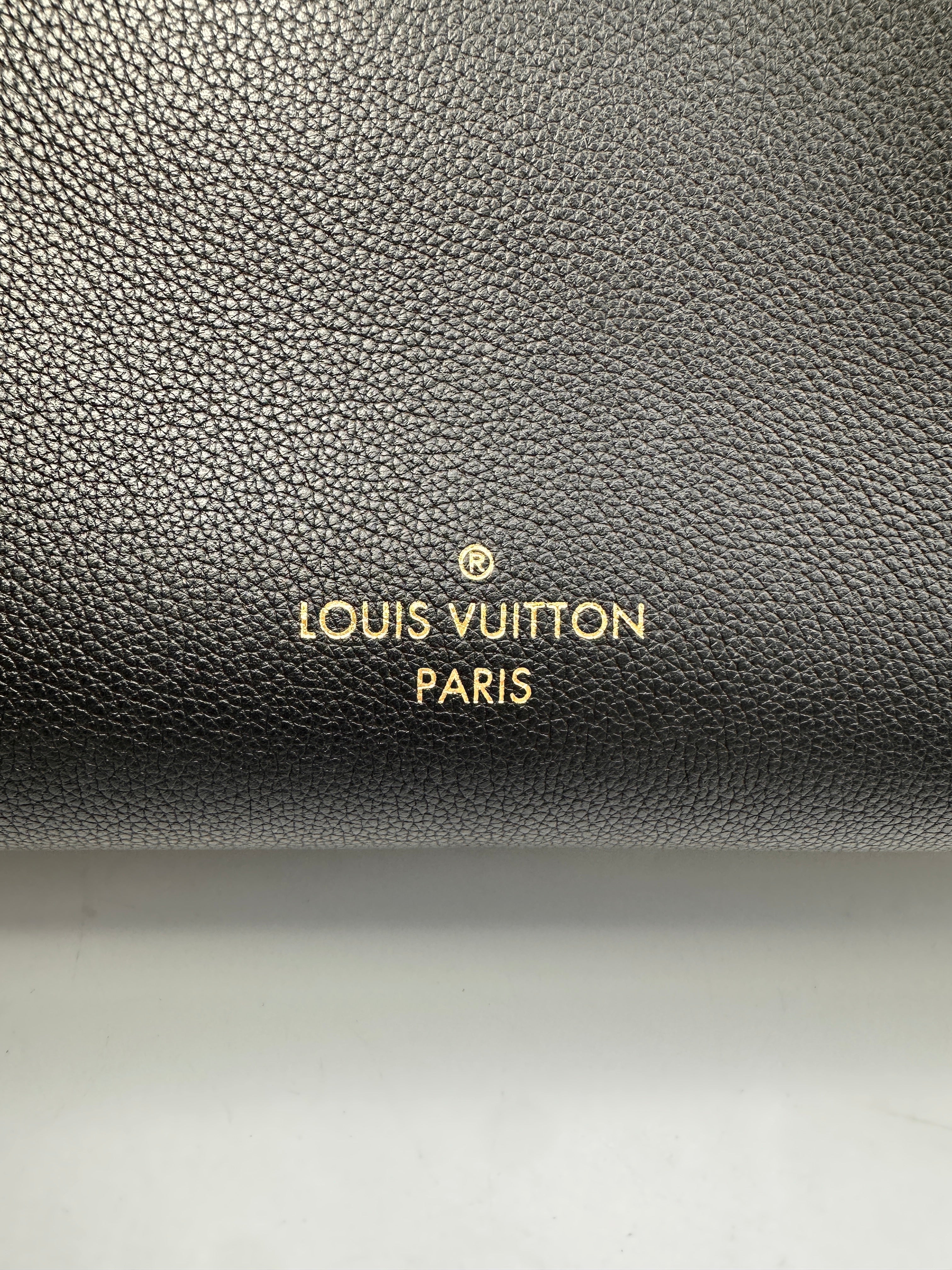 Louis Vuitton On My Side MM Black Calfskin Tote Handle Bag LV2073