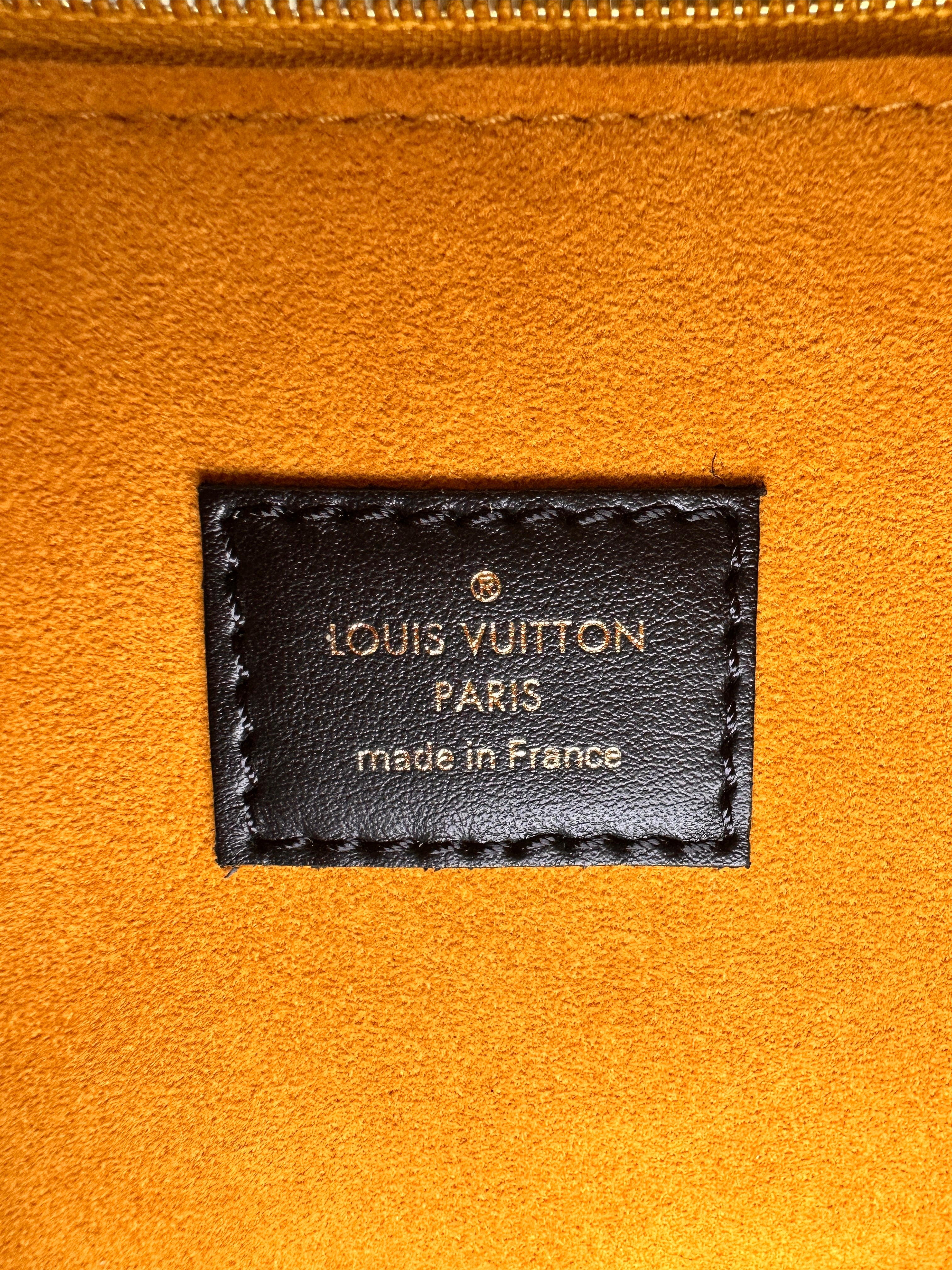 Louis Vuitton On My Side MM Black Calfskin Tote Handle Bag LV2073