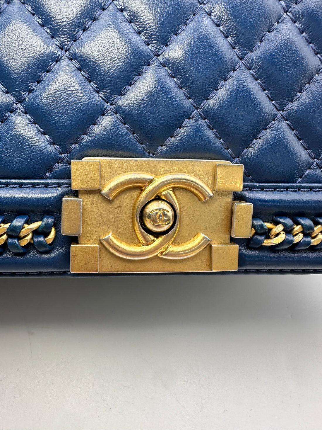 Chanel 17A LeBoy Blue Quilted Leather Chain Around Flap Bag With Gold Hardware(24***05) CC1474