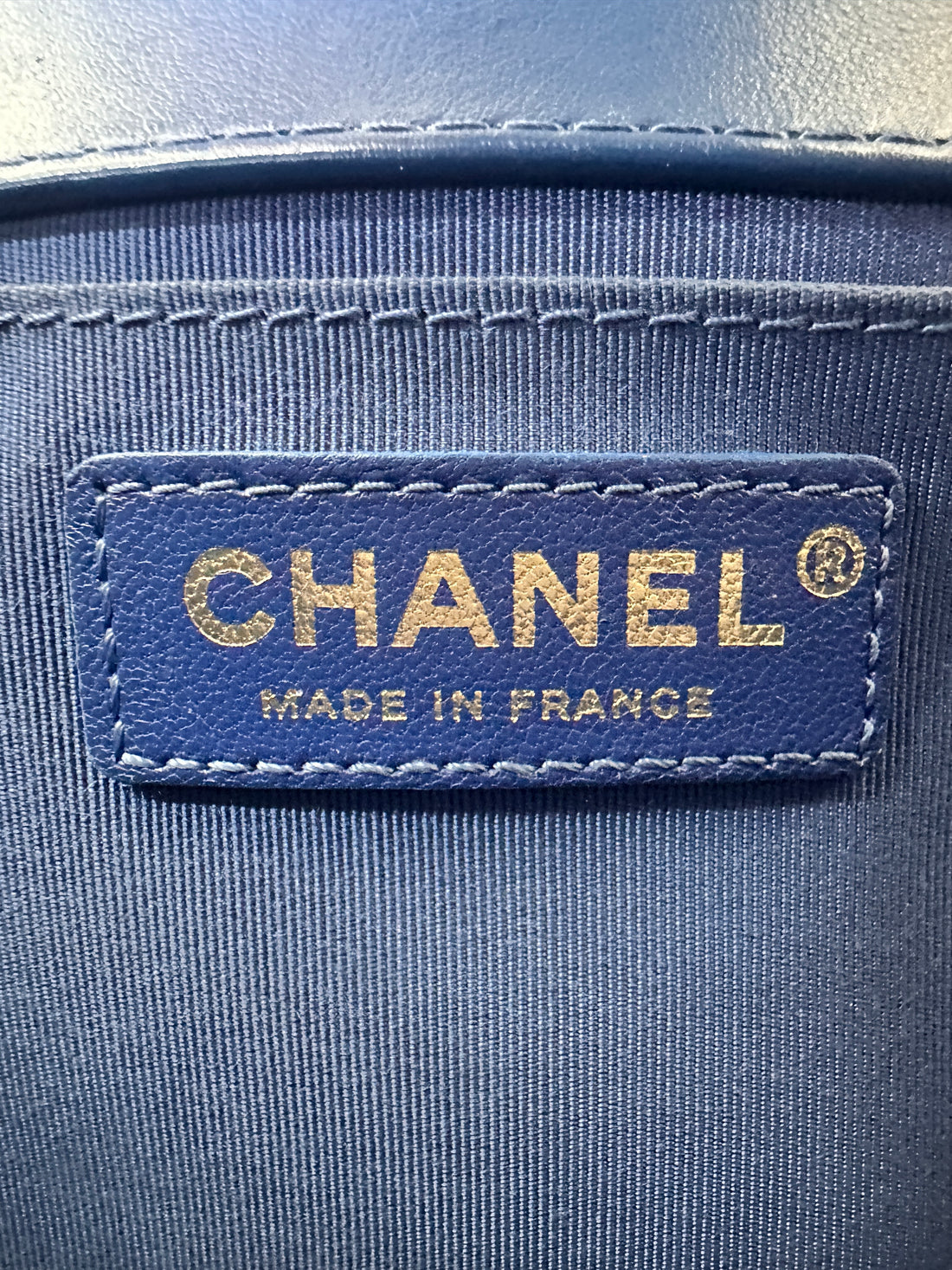 Chanel 17A LeBoy Blue Quilted Leather Chain Around Flap Bag With Gold Hardware(24***05) CC1474