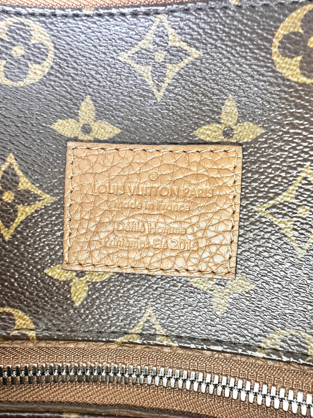 Louis Vuitton Brown Taurillon Leather Zipped Tote Handle Bag LV2060
