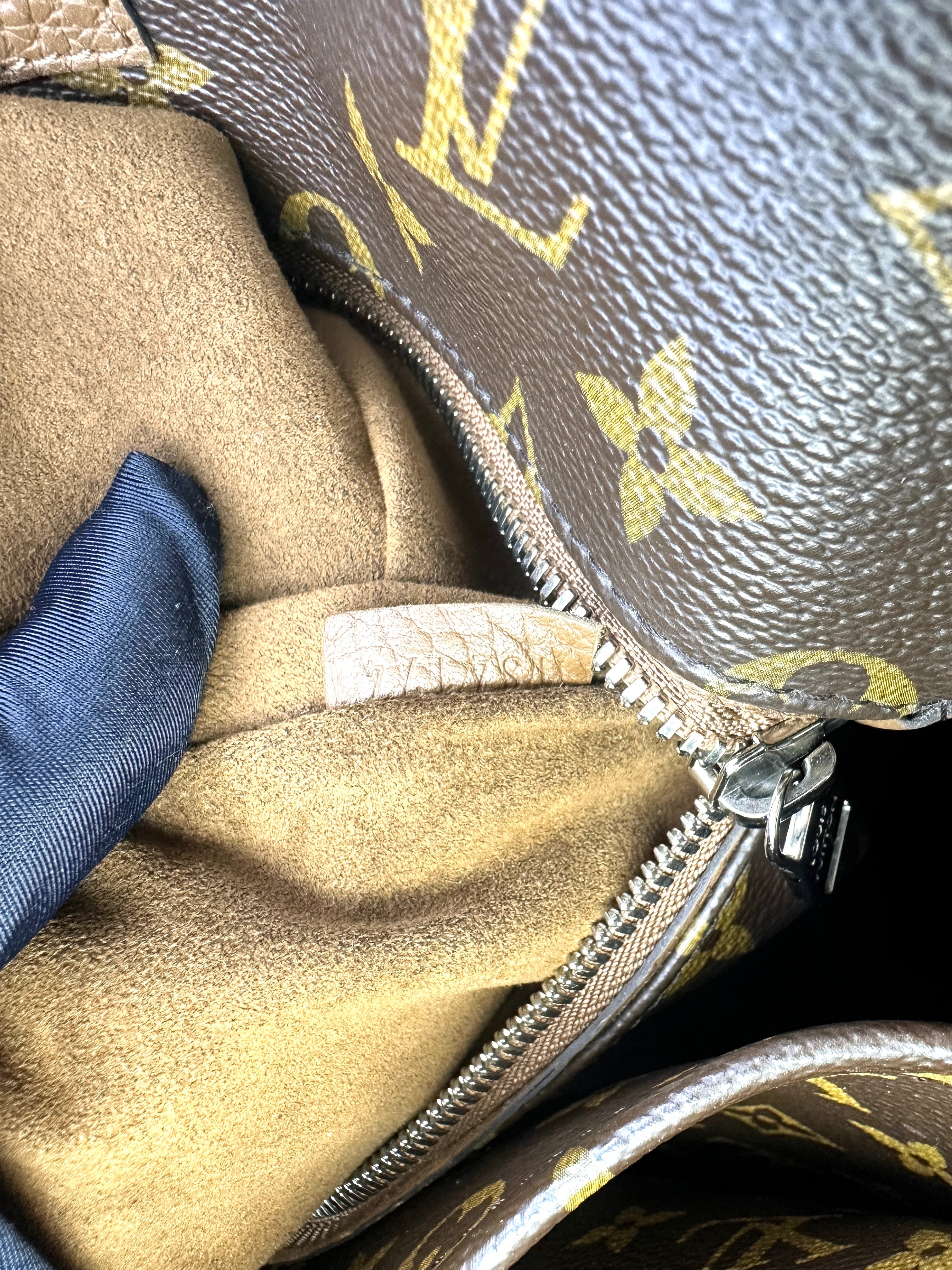 Louis Vuitton Brown Taurillon Leather Zipped Tote Handle Bag LV2060