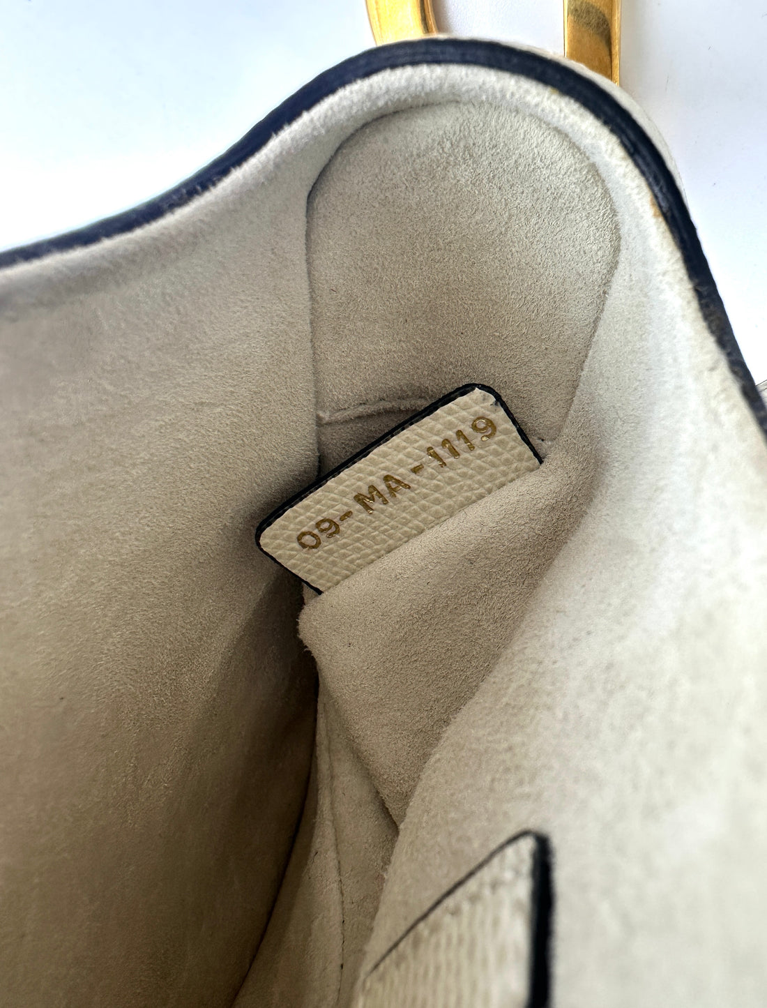 Christian Dior White Leather Small Size Saddle Bag DR539