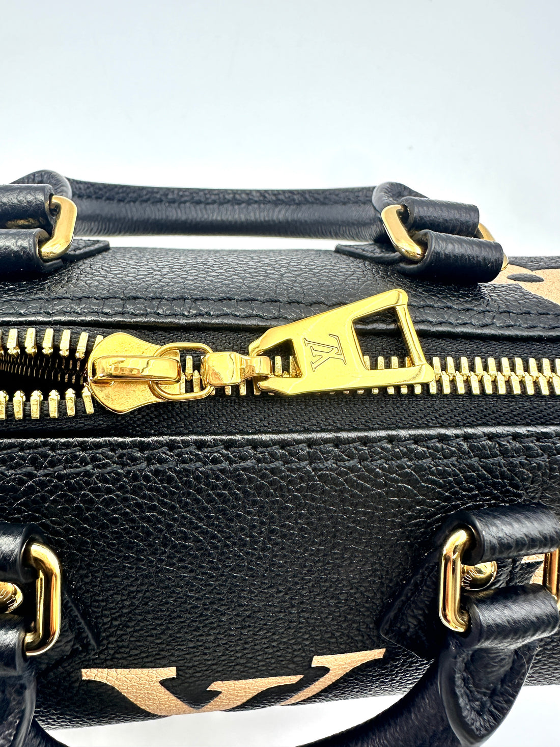 Louis Vuitton Papillon Trunk Black/Beige Bicolor Monogram Empreinte Leather Shoulder Bag LV2044