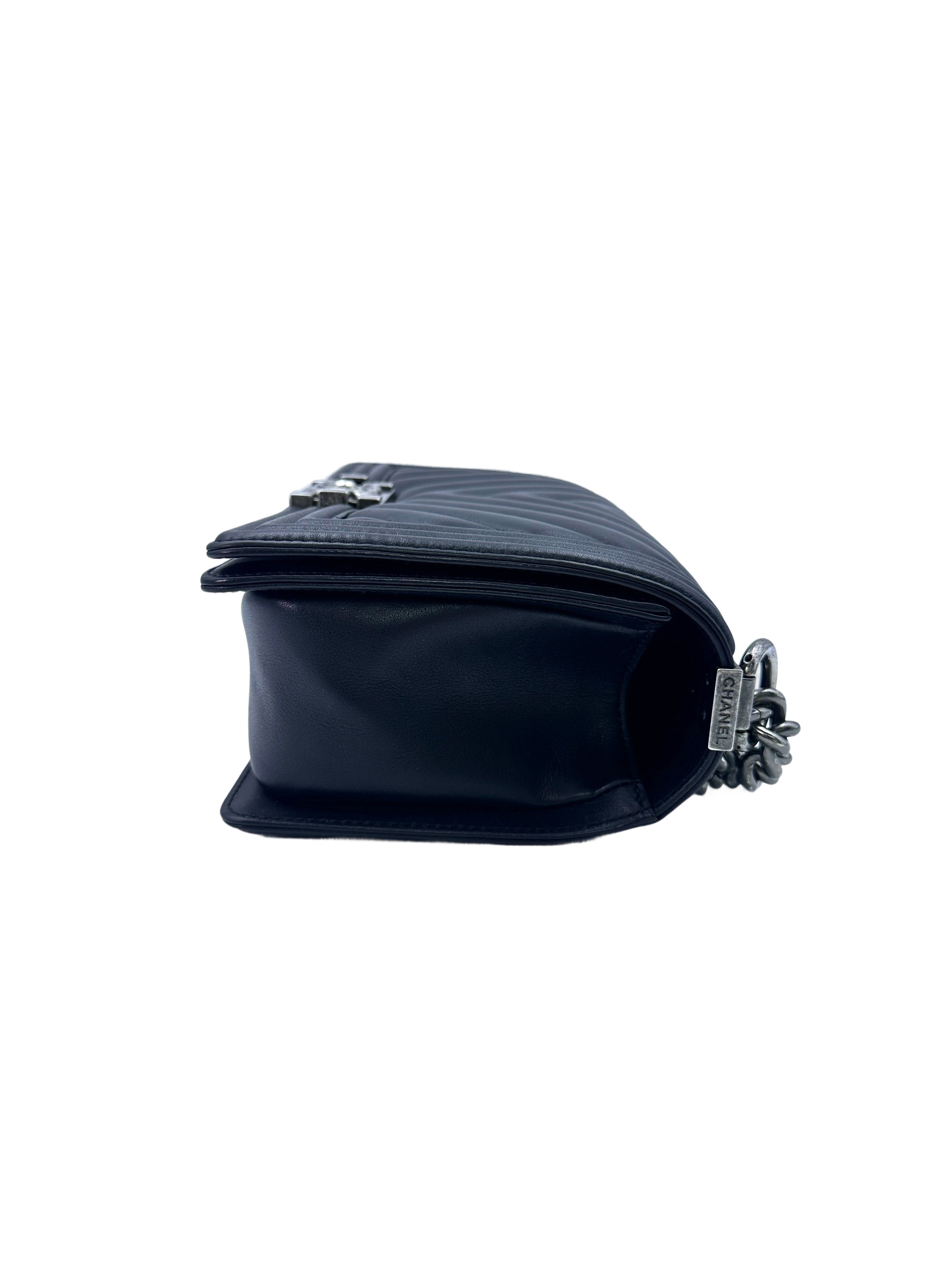 Chanel LeBoy Black Chevron Quilted Calfskin Medium Size Flap Bag With Silver Buckle(22***02) CC1482