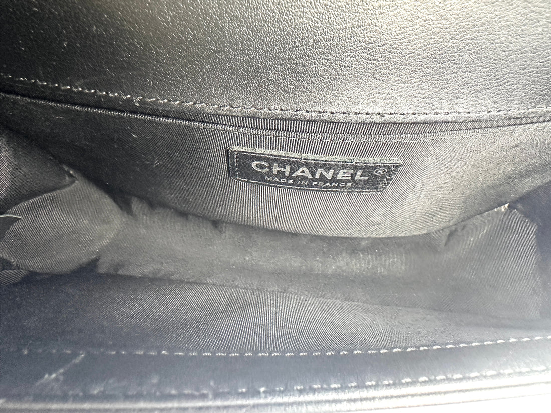 Chanel LeBoy Black Chevron Quilted Calfskin Medium Size Flap Bag With Silver Buckle(22***02) CC1482