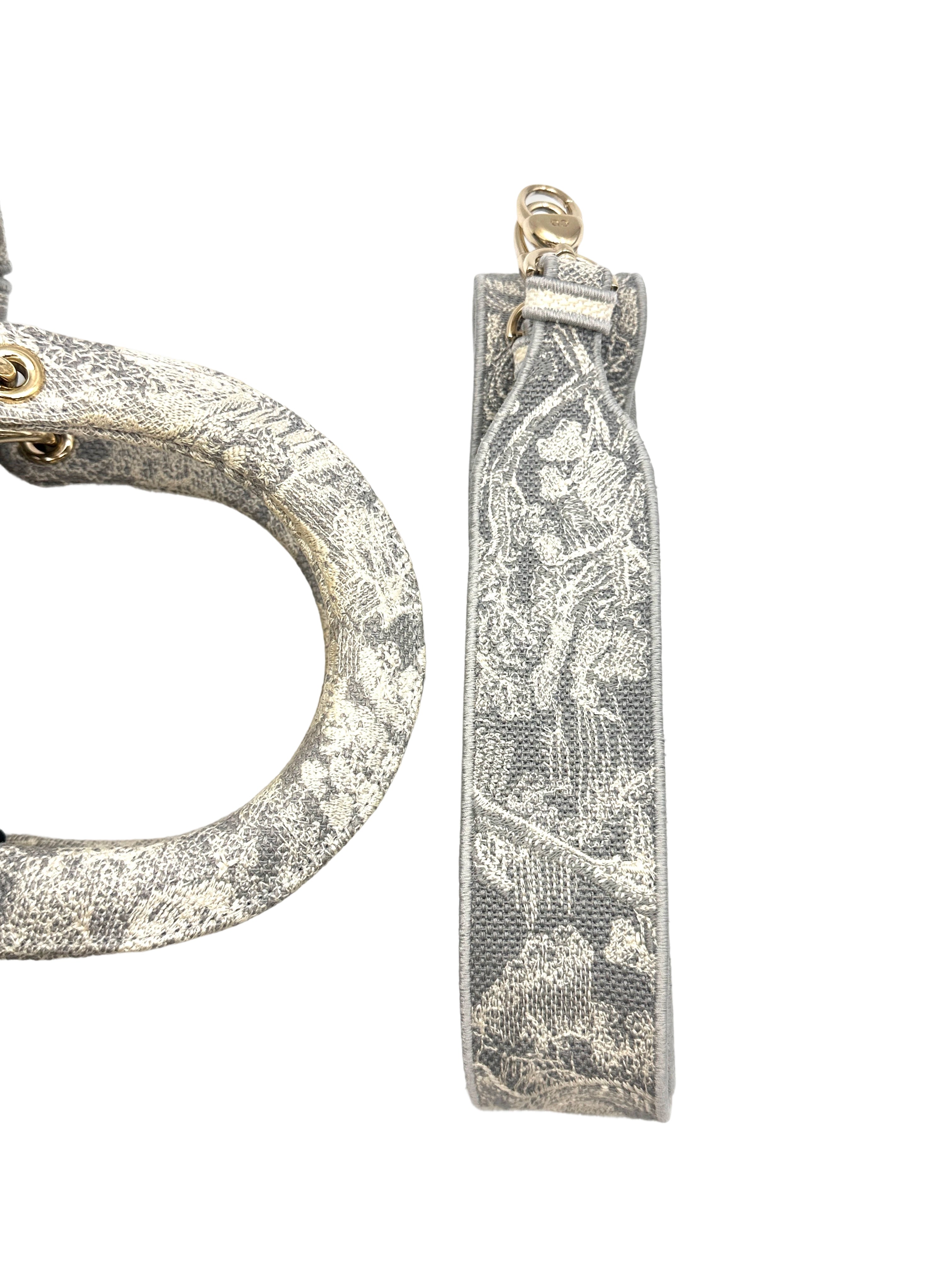 Christian Dior Lady D-Lite Grey Toile de Jouy Reverse Embroidery Canvas Handle Bag With Gold Charms DR546