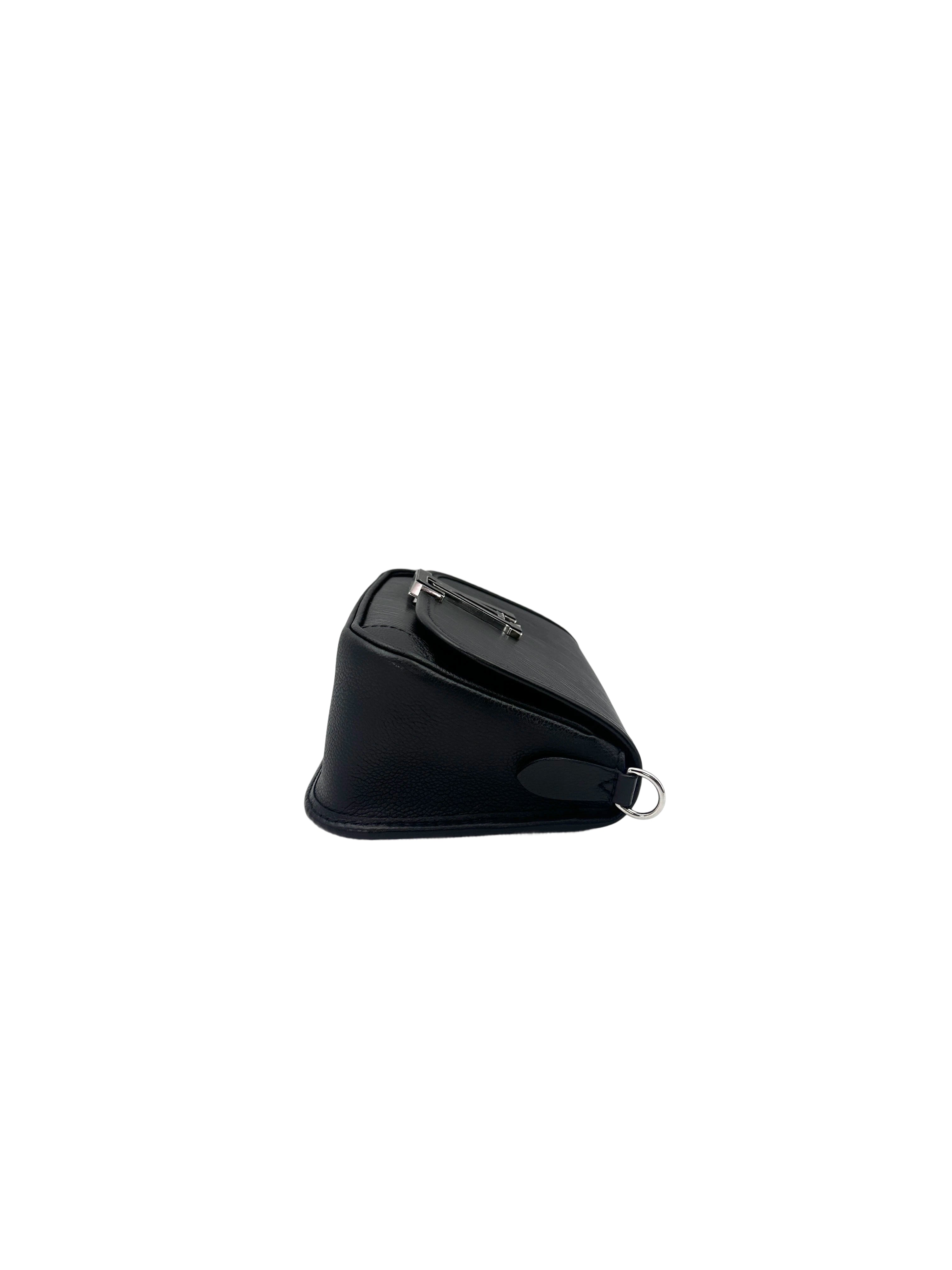 Louis Vuitton Buci Black Epi Leather Shoulder Bag LV2075