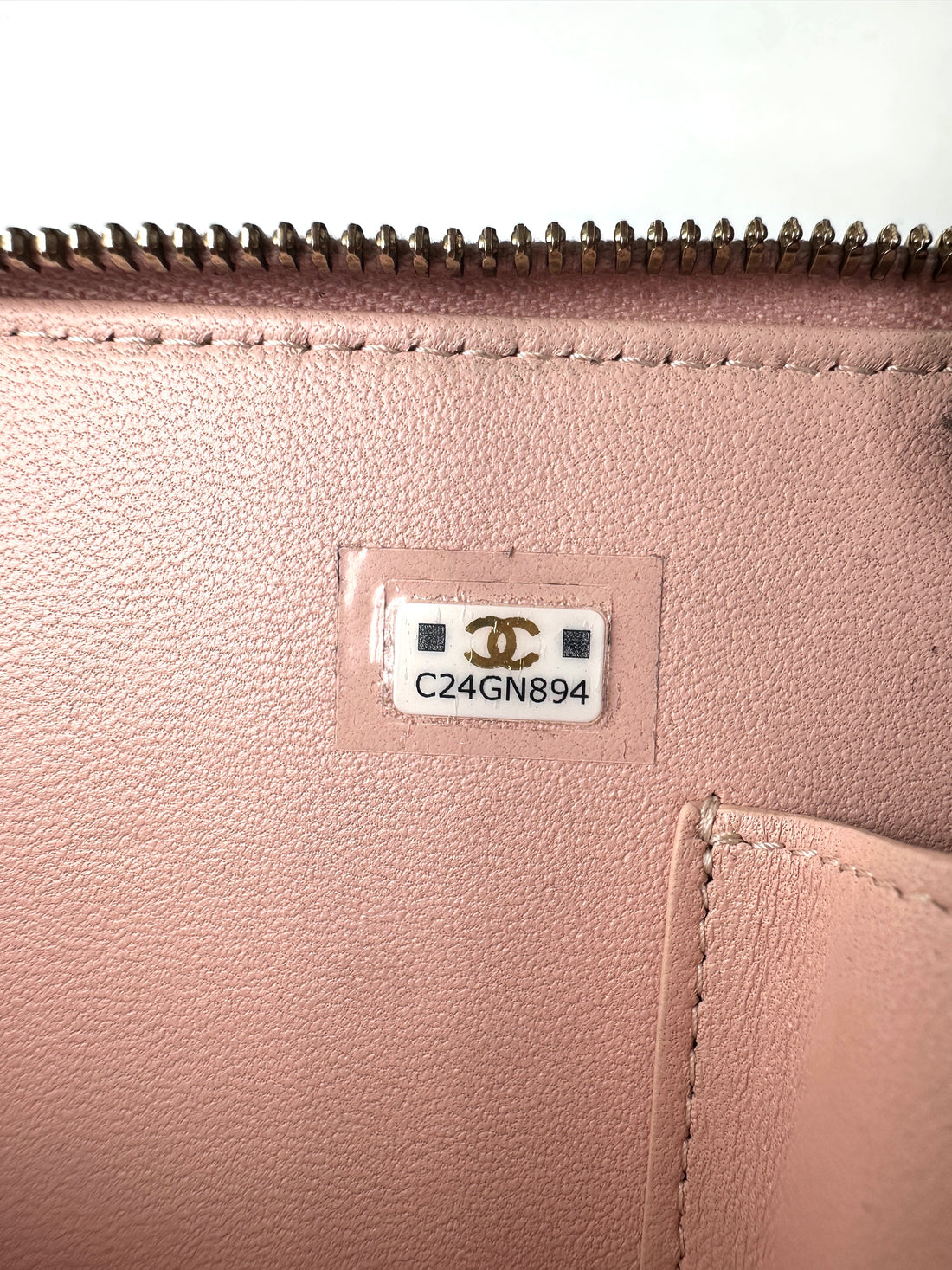 Chanel 22B Light Pink Quilted Lambskin Top Handle Vanity Case(C2***94) CC1493
