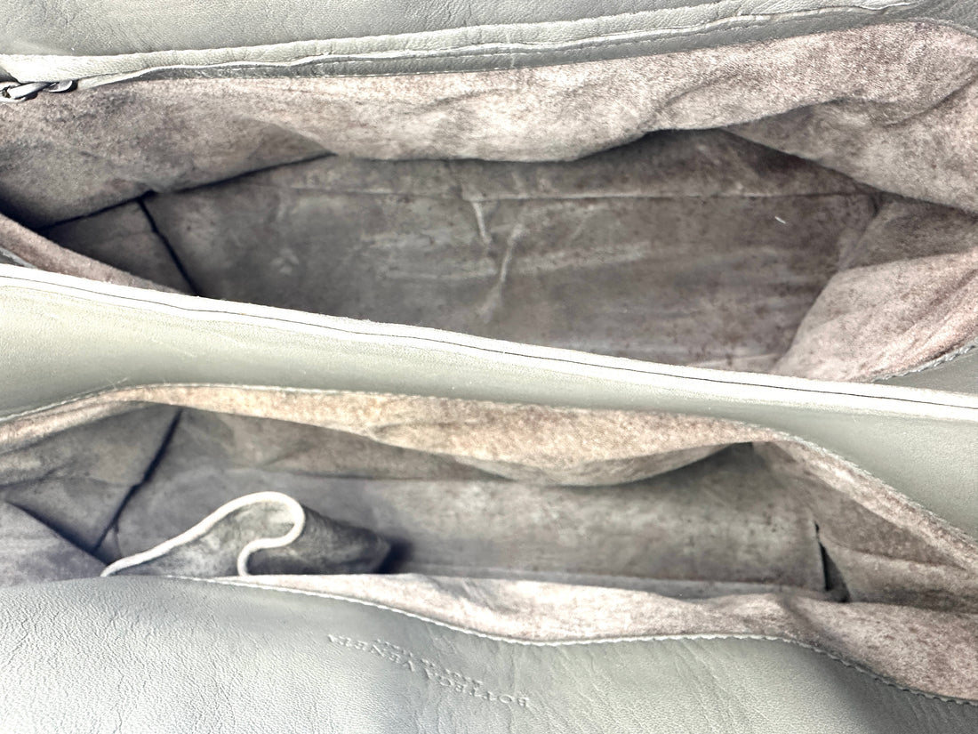 Bottega Veneta Roma Grey Intrecciato Leather Handle Bag BV106