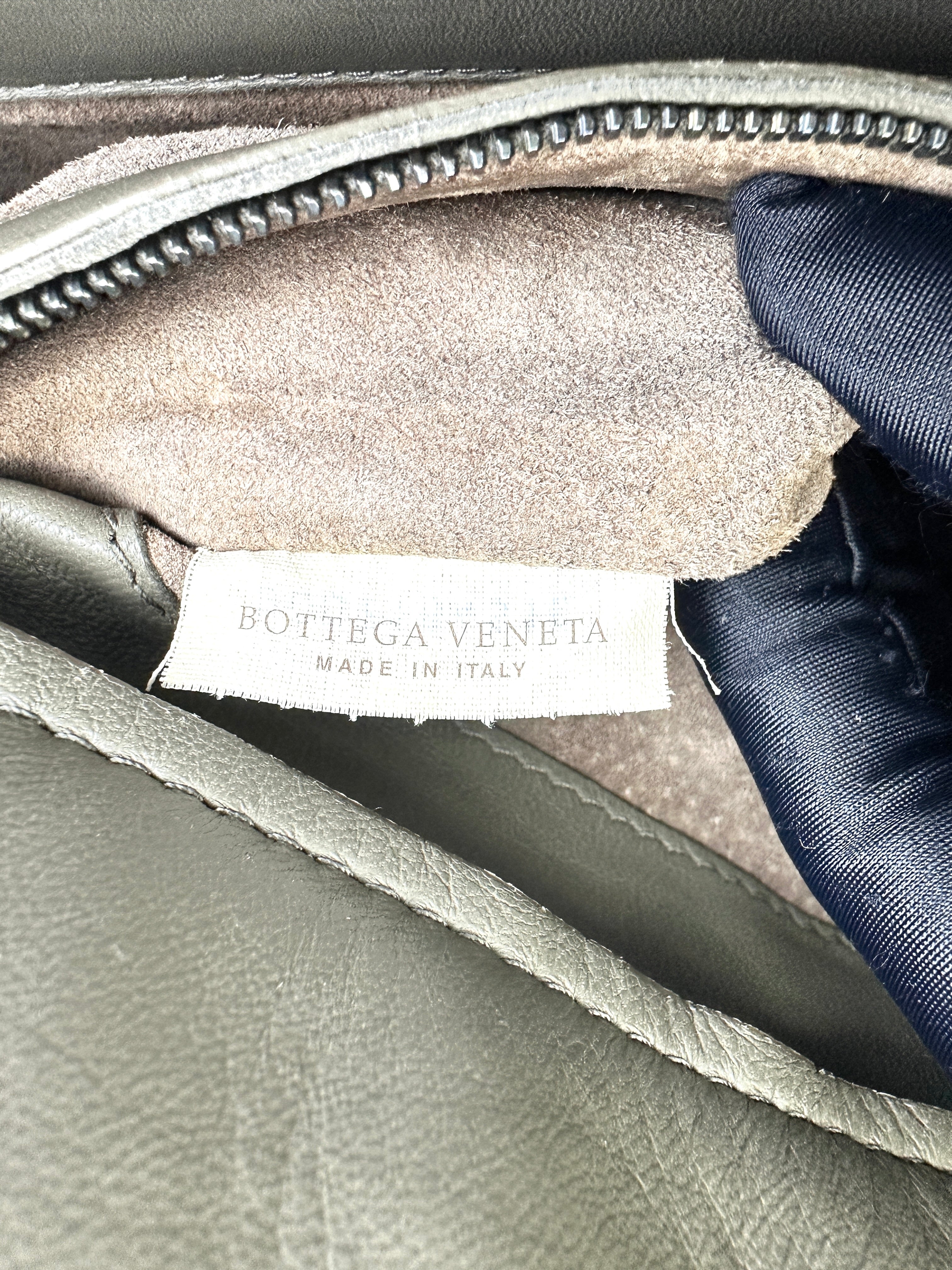 Bottega Veneta Roma Grey Intrecciato Leather Handle Bag BV106