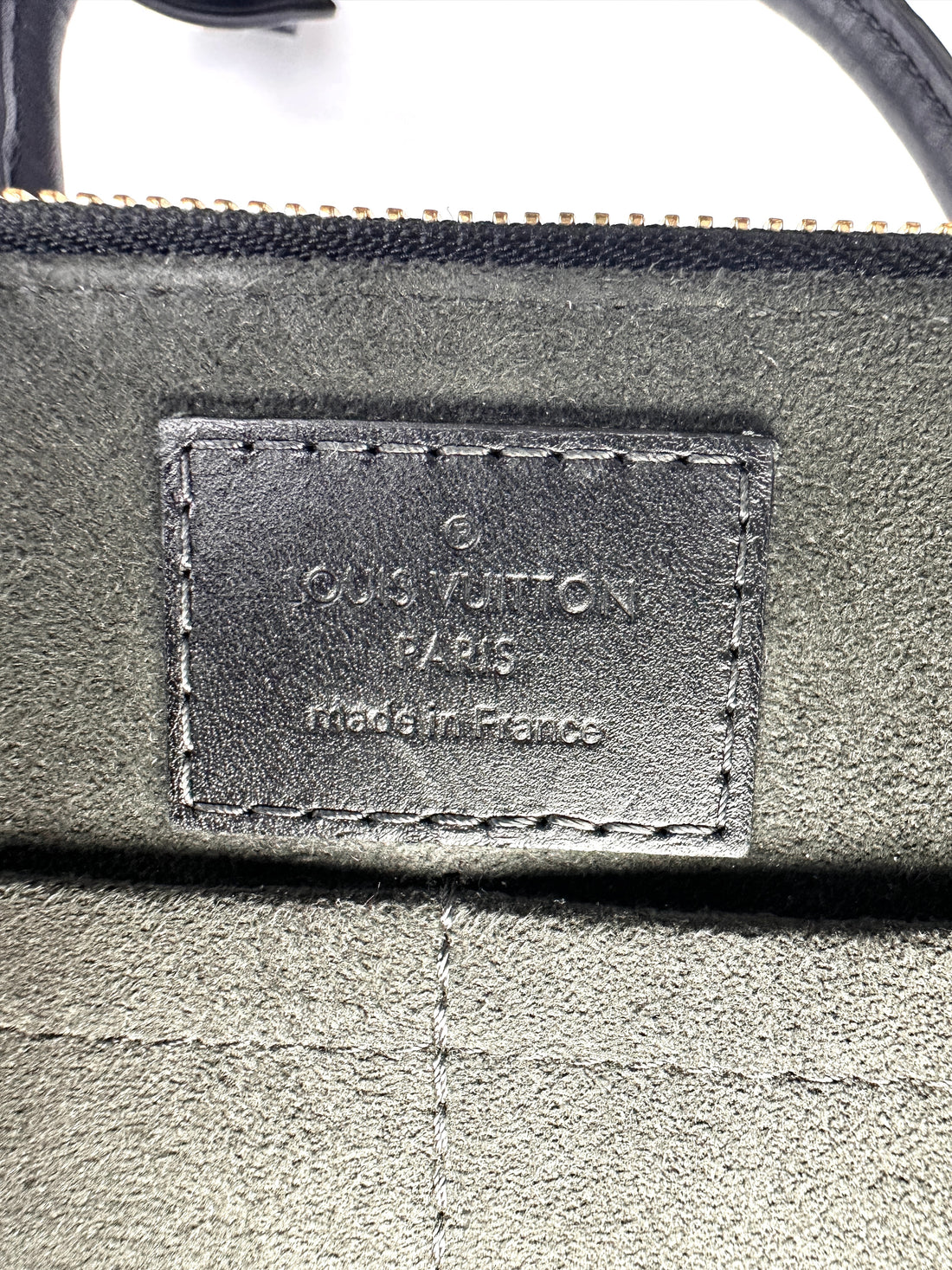 Louis Vuitton Very Tote Black Monogram Cuir Plume Tote Handle Bag LV2079