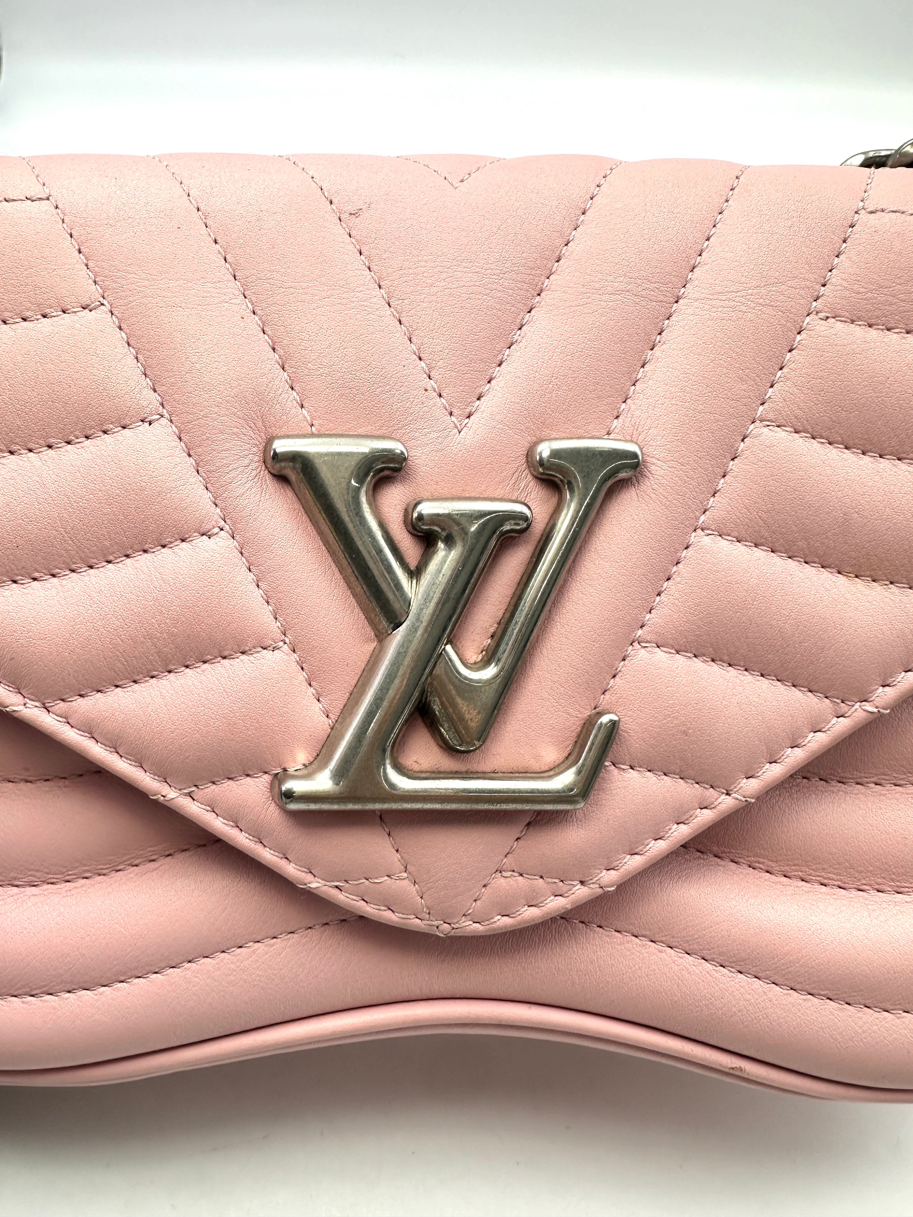 Louis Vuitton New Wave MM Pink Chevron Quilted Leather Shoulder Bag LV2067