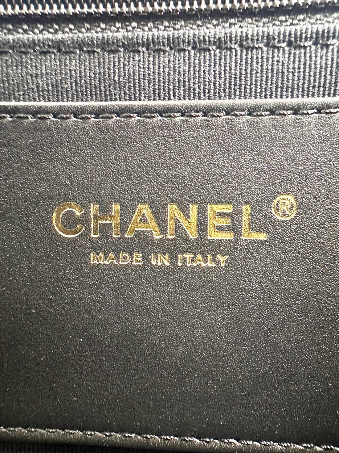 Chanel 24P Funky Match Black Quilted Leather Flap Bag With Chunky Chain(UN***PH) CC1502