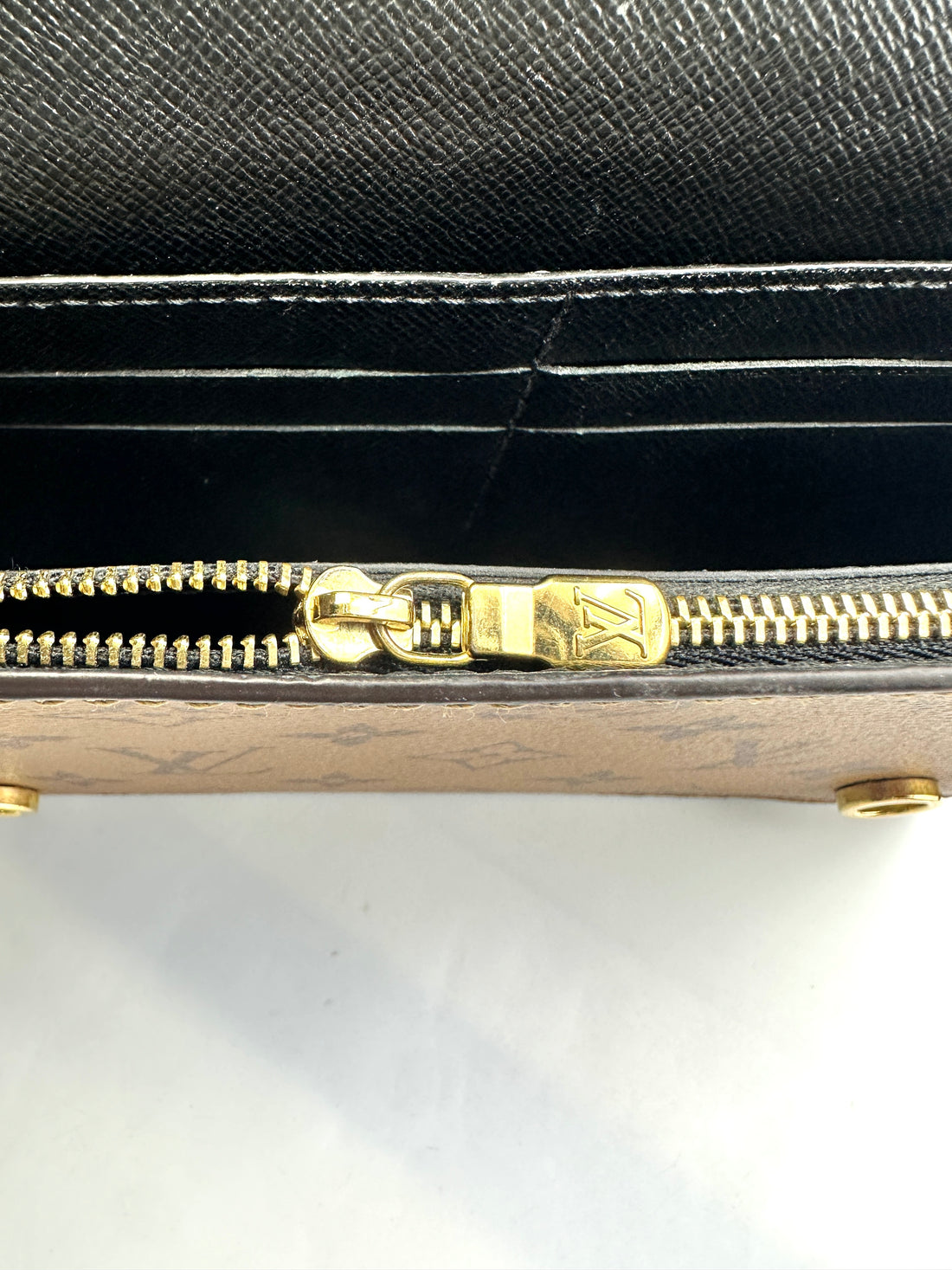 Louis Vuitton LV Book Monogram Reverse Wallet On Chain LV2069