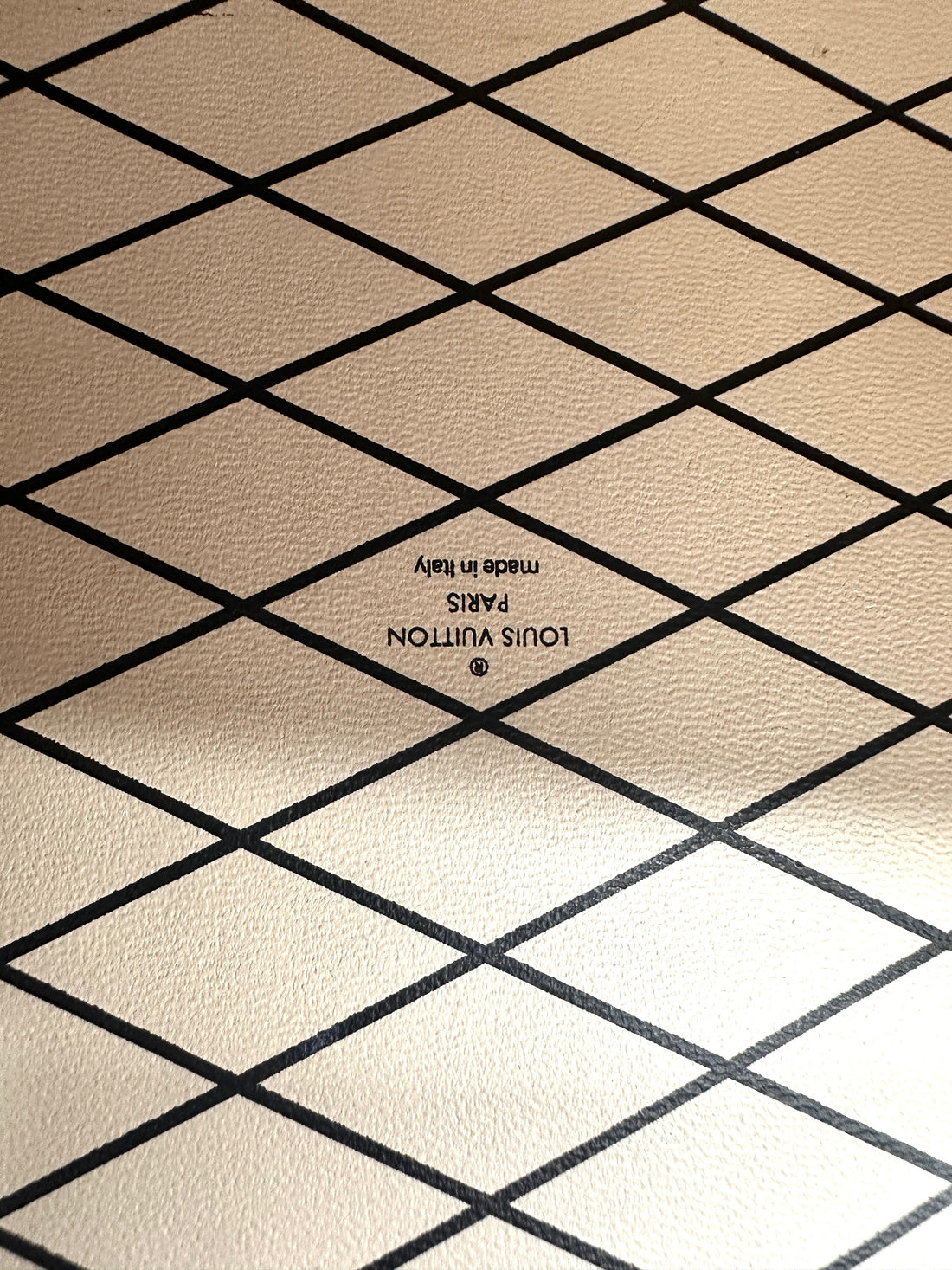 Louis Vuitton LV Pop Petite Malle Damier Monogram Canvas Shoulder Bag LV2070