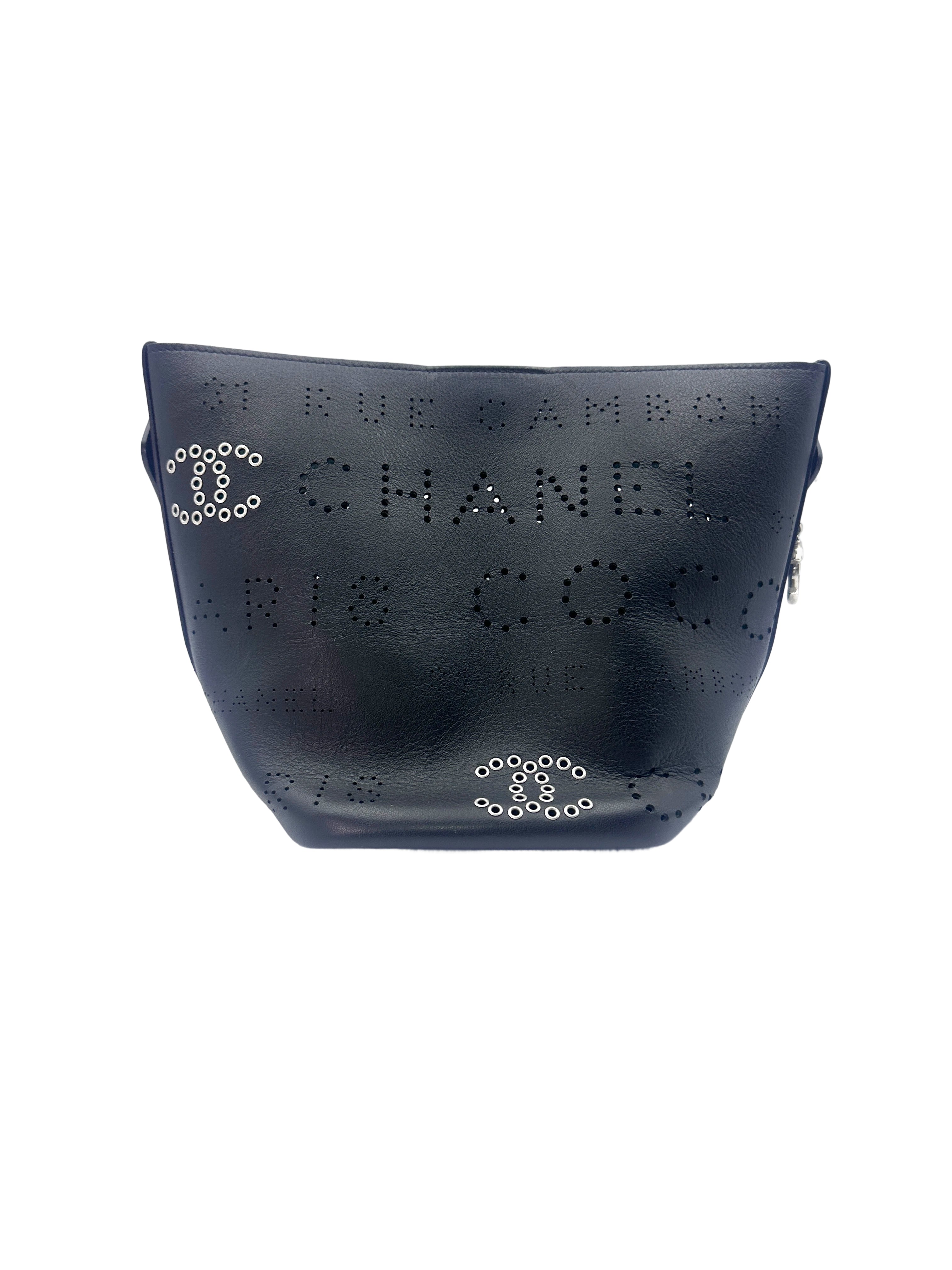 Chanel Piercing Light Black Perforated Leather Bucket Bag With Tweed Pouch(27***84) CC1499